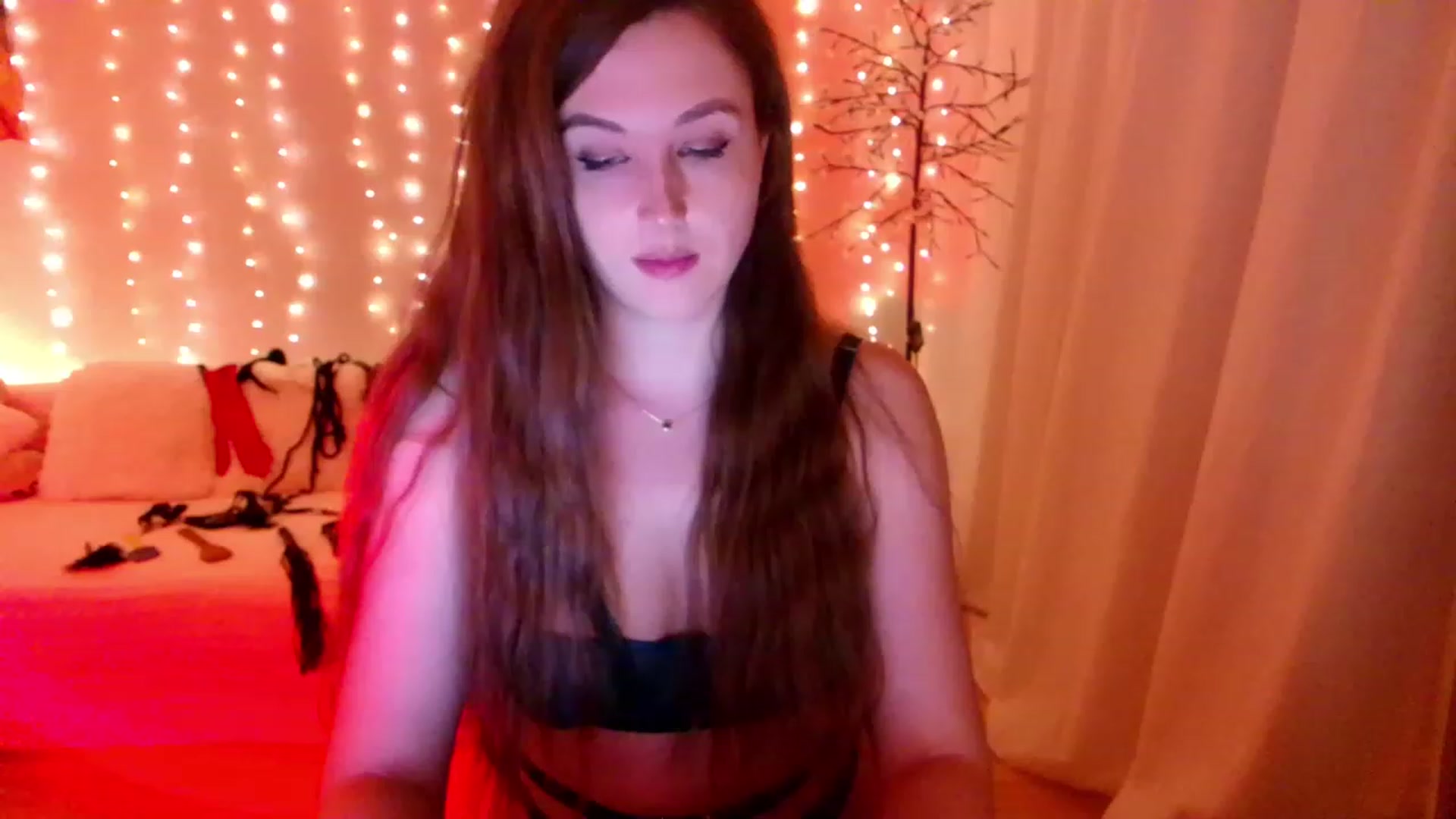 Gallery image thumbnail from Rockn_Grace's myfreecams stream on, 01/13/2023, 18:25 image 12 of 20
