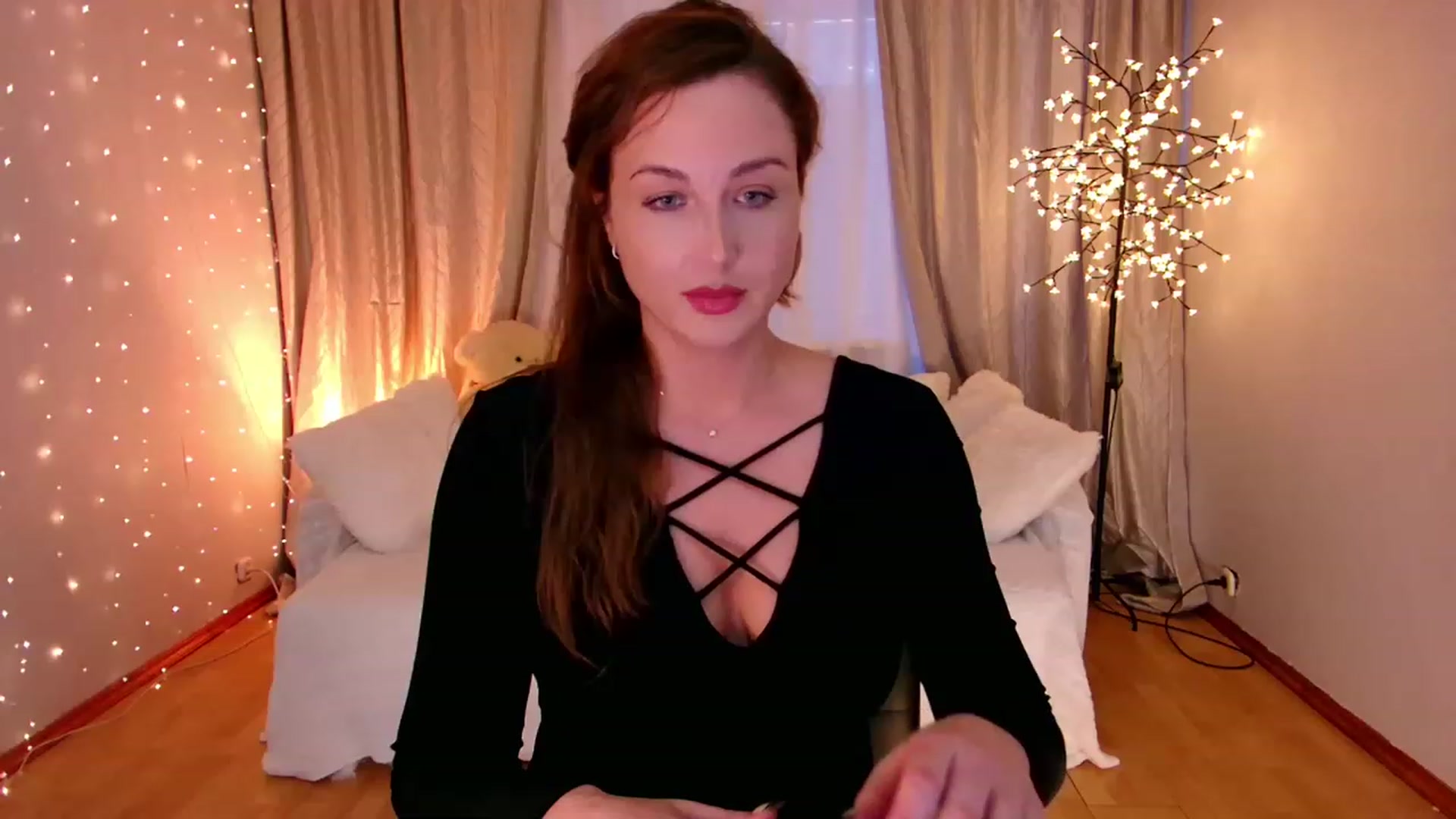 Gallery image thumbnail from Rockn_Grace's myfreecams stream on, 02/08/2023, 07:33 image 4 of 20