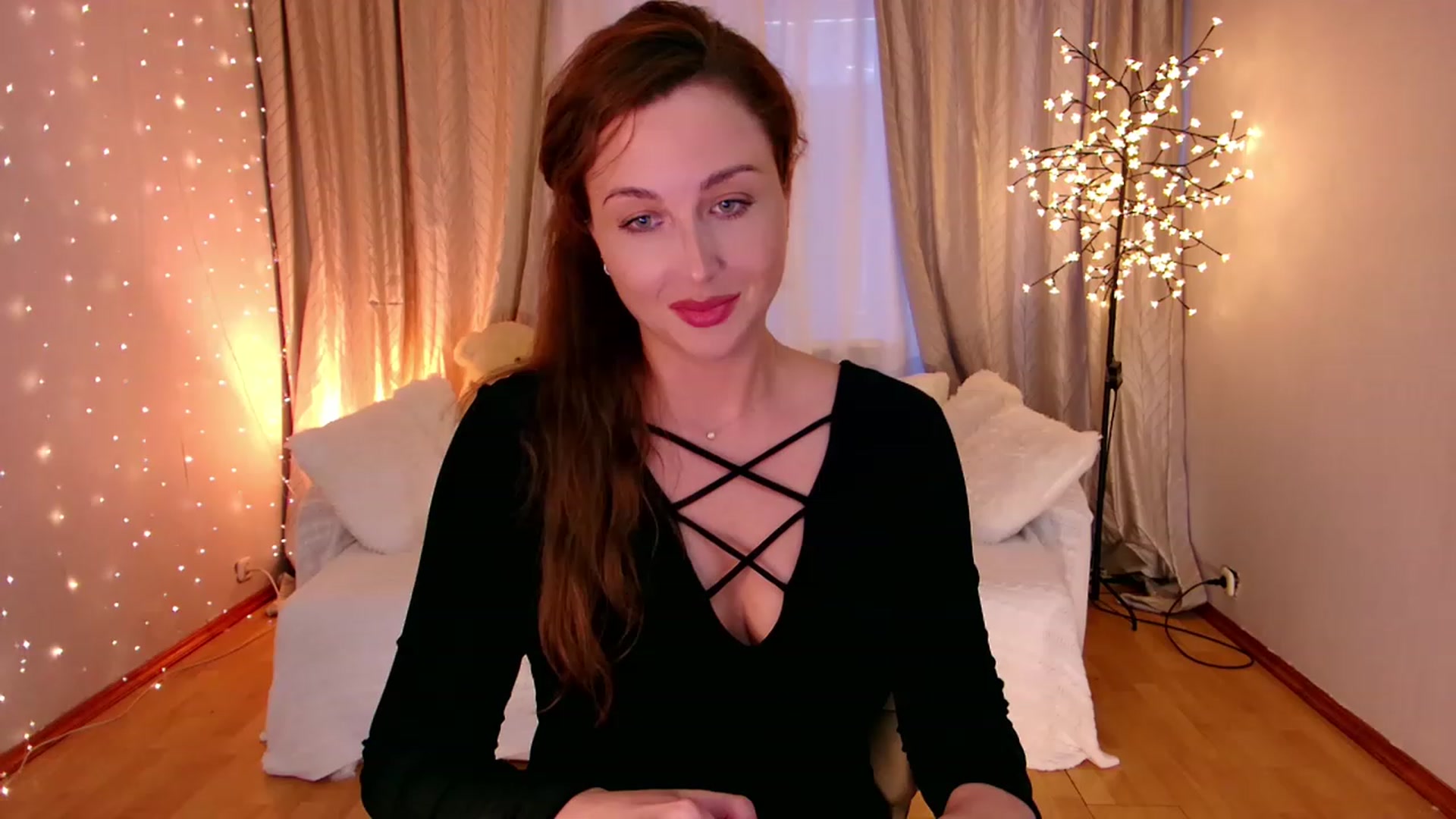 Gallery image thumbnail from Rockn_Grace's myfreecams stream on, 02/08/2023, 07:33 image 12 of 20