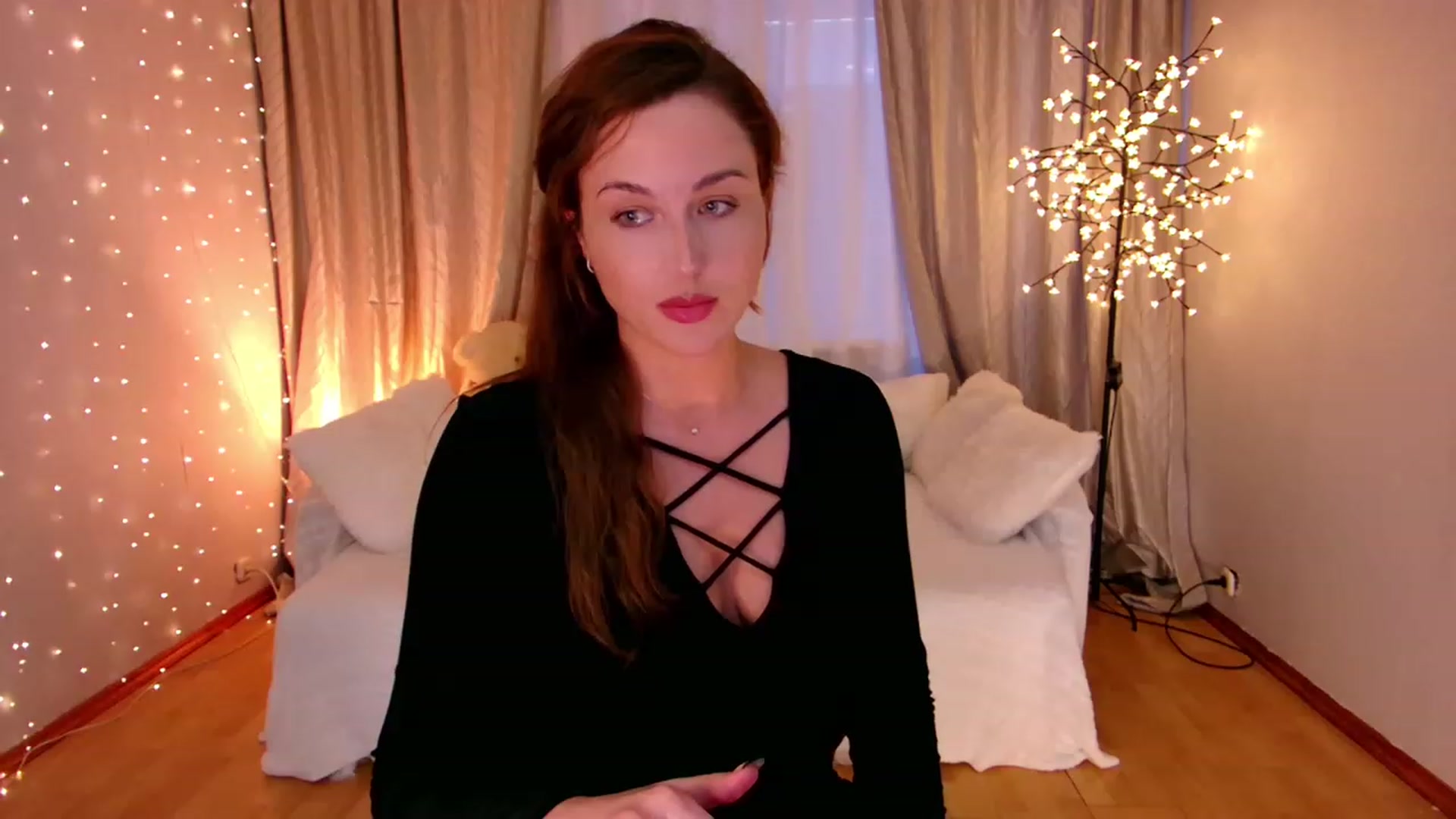 Gallery image thumbnail from Rockn_Grace's myfreecams stream on, 02/08/2023, 07:33 image 2 of 20