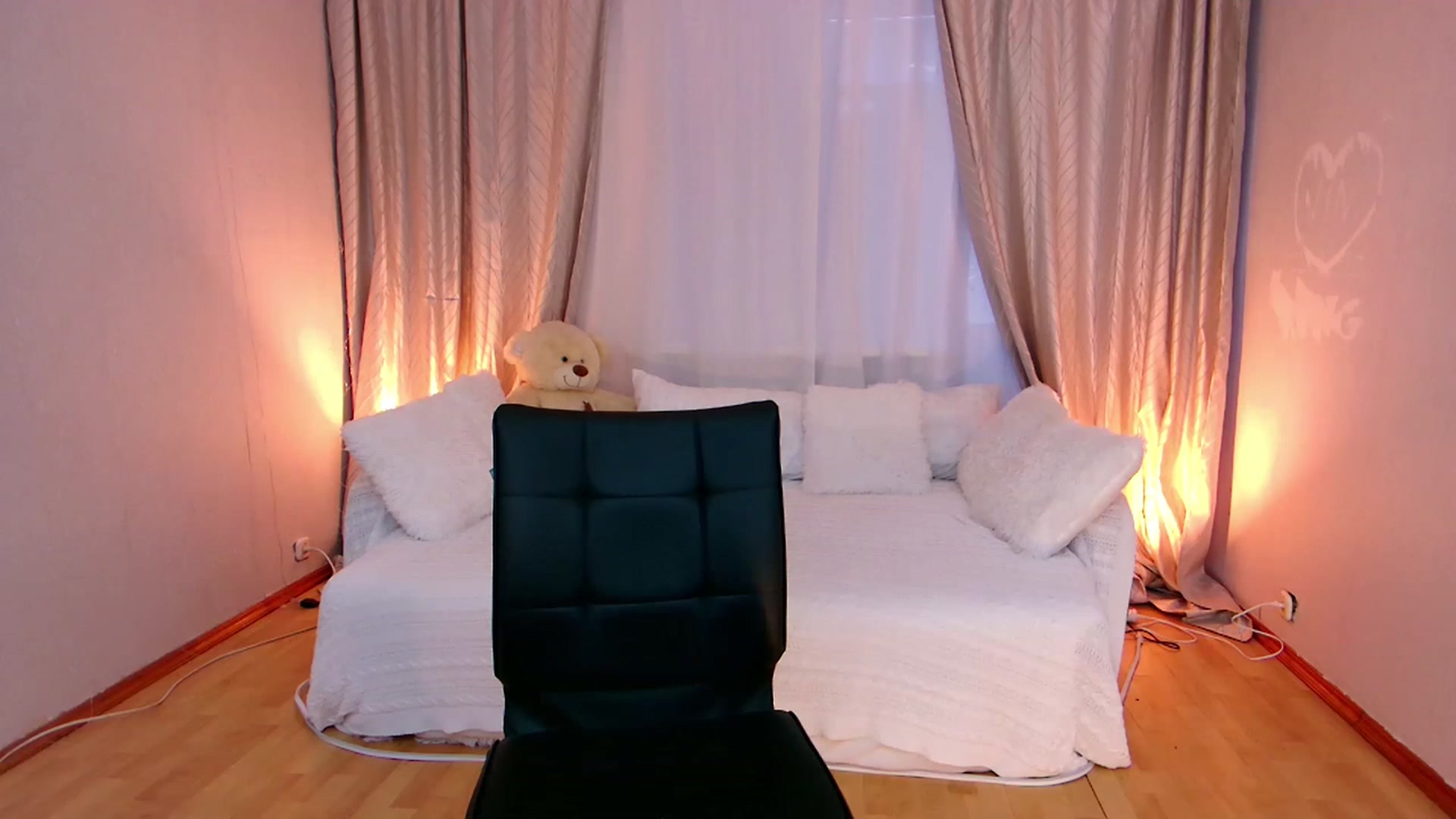 Gallery image thumbnail from Rockn_Grace's myfreecams stream on, 03/03/2023, 08:12 image 1 of 20