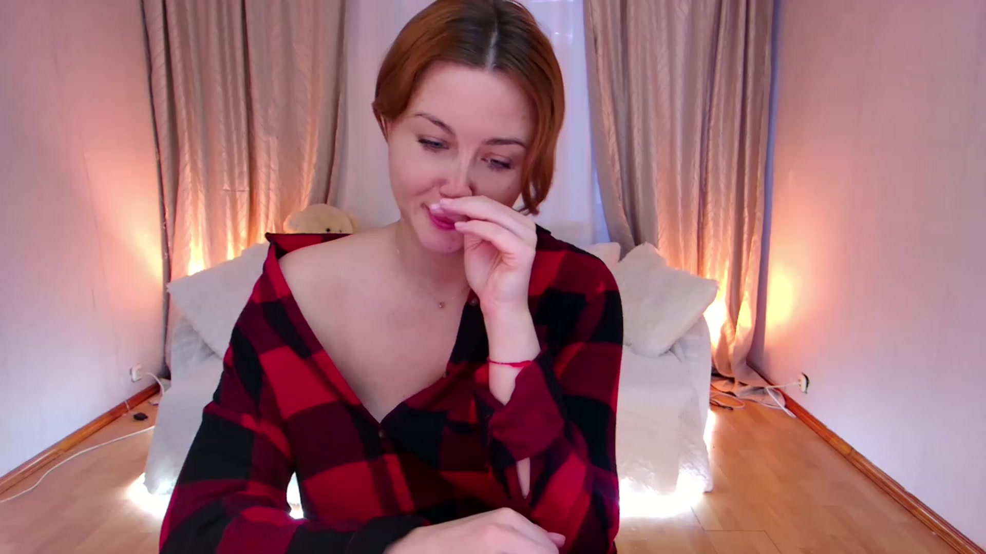 Gallery image thumbnail from Rockn_Grace's myfreecams stream on, 03/07/2023, 09:27 image 2 of 20