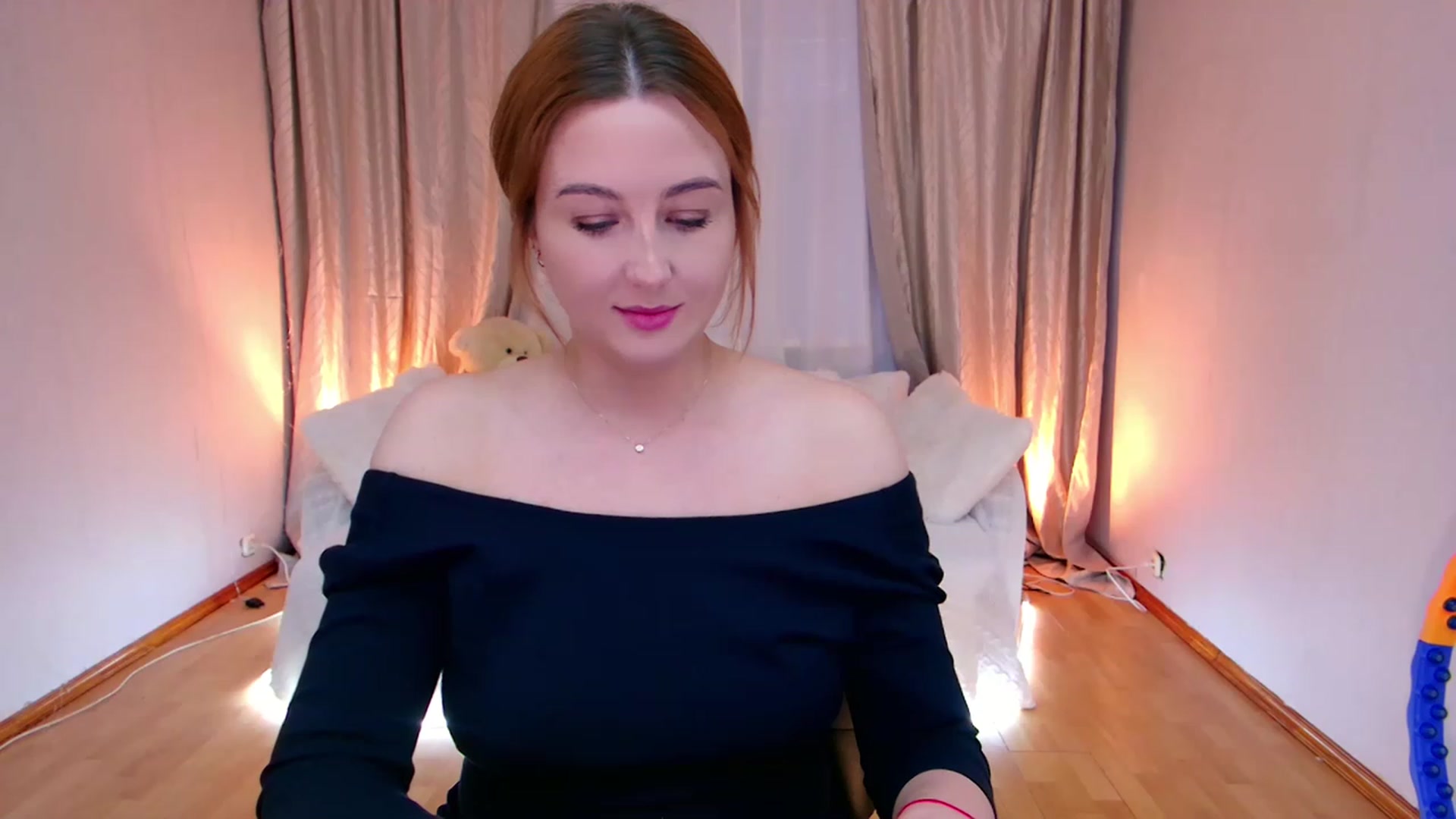 Gallery image thumbnail from Rockn_Grace's myfreecams stream on, 03/09/2023, 07:00 image 12 of 20