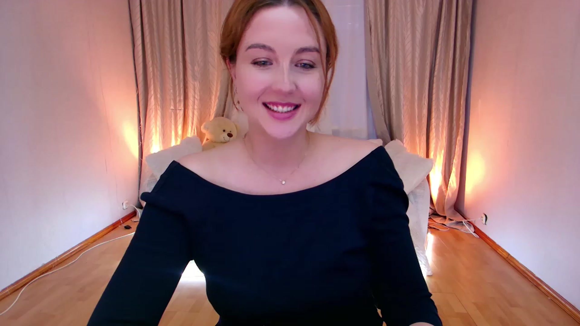 Gallery image thumbnail from Rockn_Grace's myfreecams stream on, 03/09/2023, 10:20 image 1 of 20