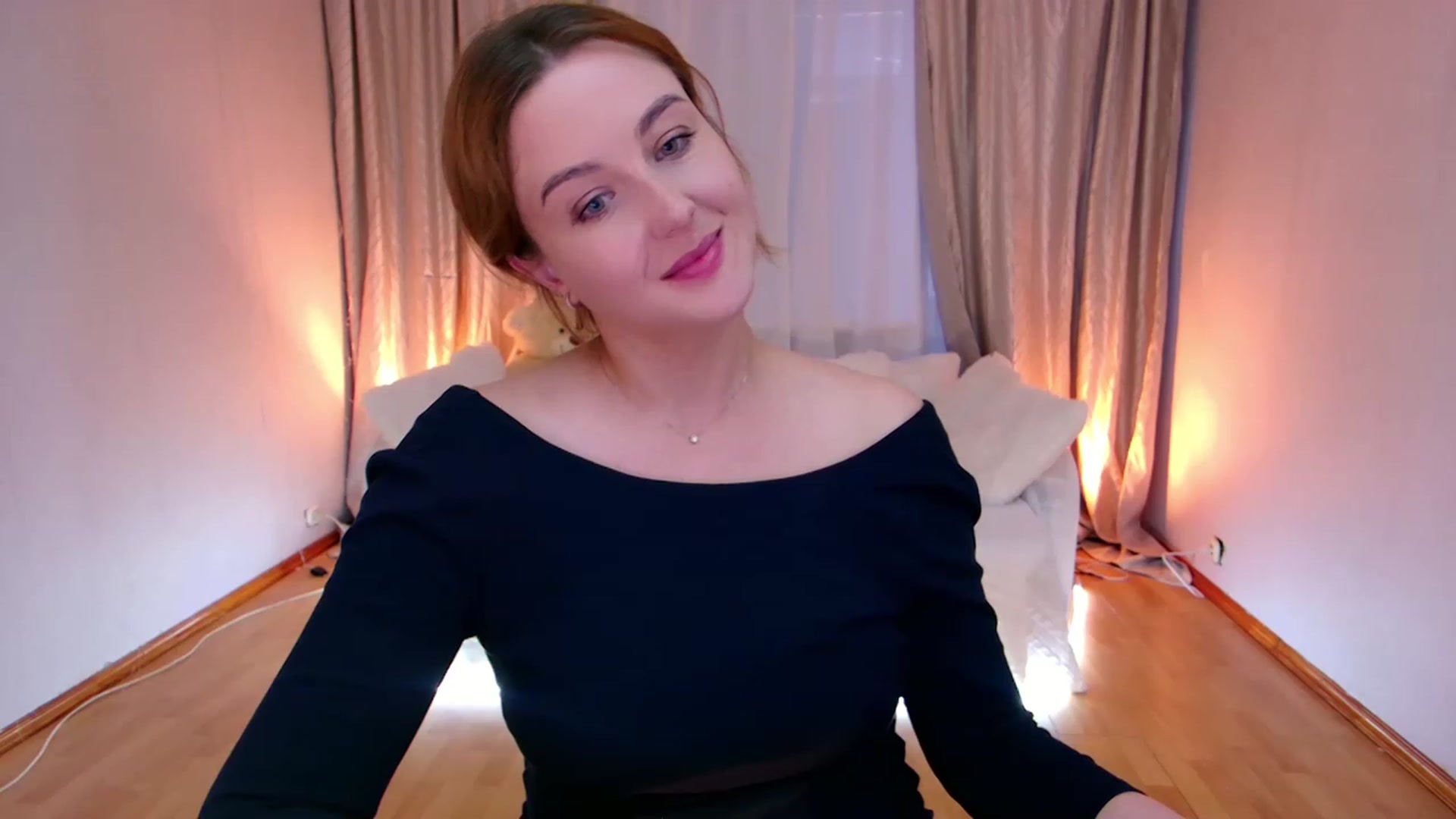 Gallery image thumbnail from Rockn_Grace's myfreecams stream on, 03/09/2023, 10:20 image 18 of 20