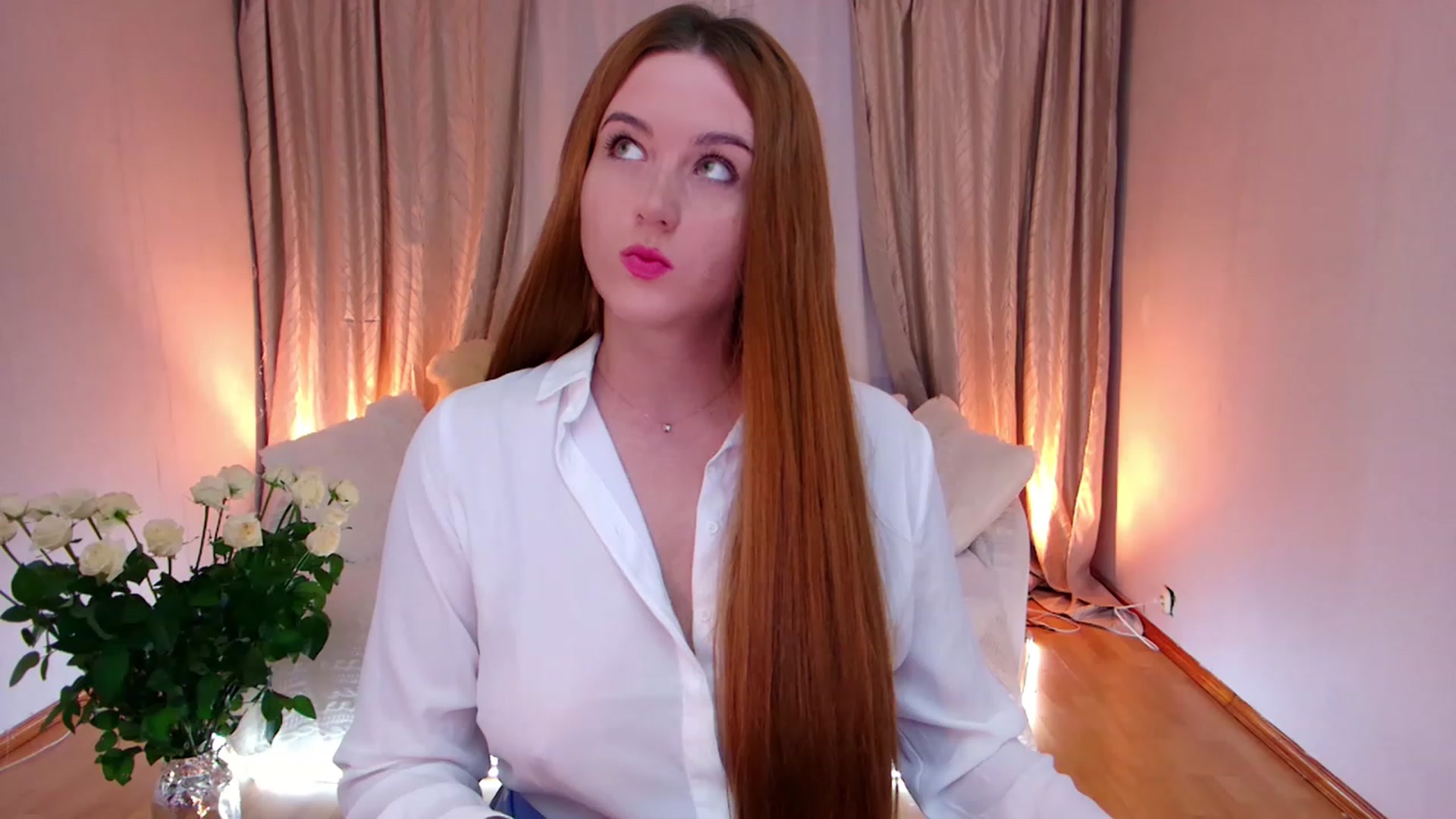 Gallery image thumbnail from Rockn_Grace's myfreecams stream on, 03/10/2023, 05:05 image 10 of 20