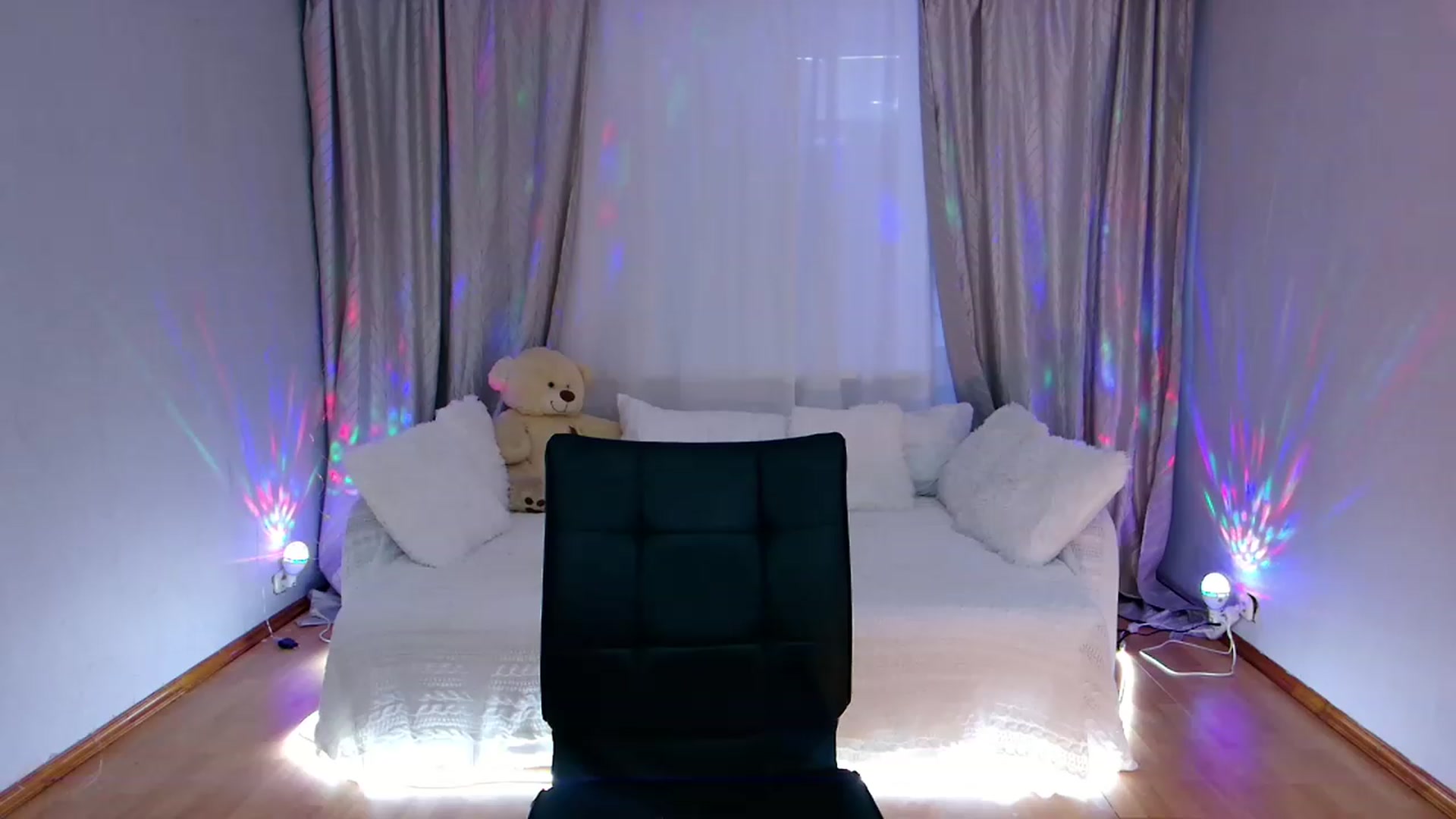 Gallery image thumbnail from Rockn_Grace's myfreecams stream on, 03/11/2023, 08:04 image 18 of 20