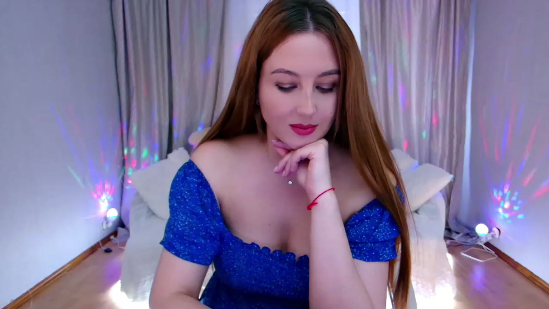 Gallery image thumbnail from Rockn_Grace's myfreecams stream on, 03/16/2023, 10:21 image 1 of 20