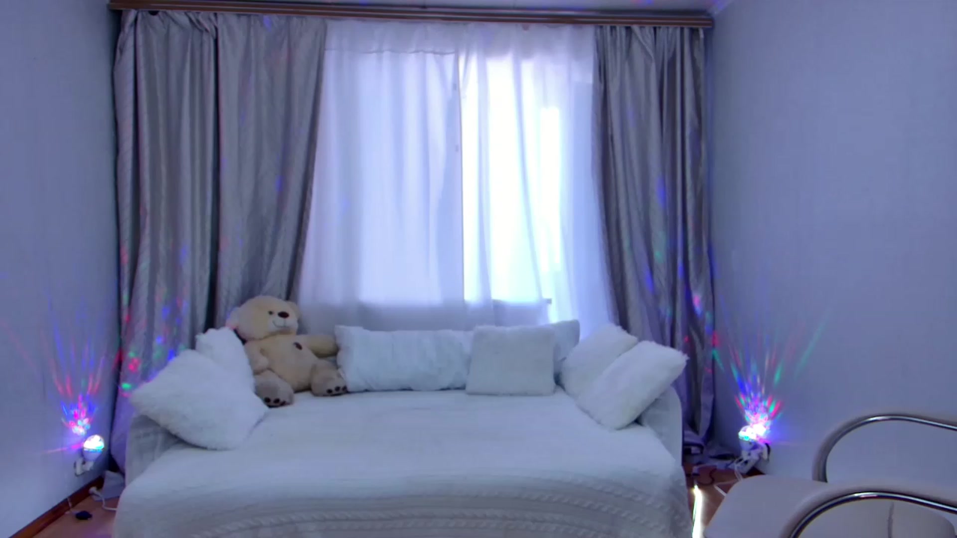 Gallery image thumbnail from Rockn_Grace's myfreecams stream on, 03/21/2023, 07:45 image 6 of 20