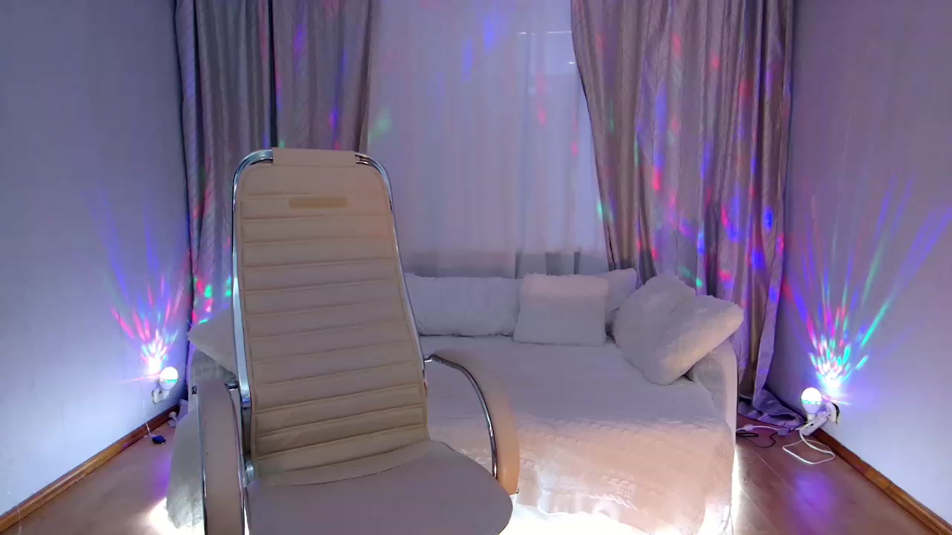 Gallery image thumbnail from Rockn_Grace's myfreecams stream on, 03/23/2023, 08:10 image 7 of 20
