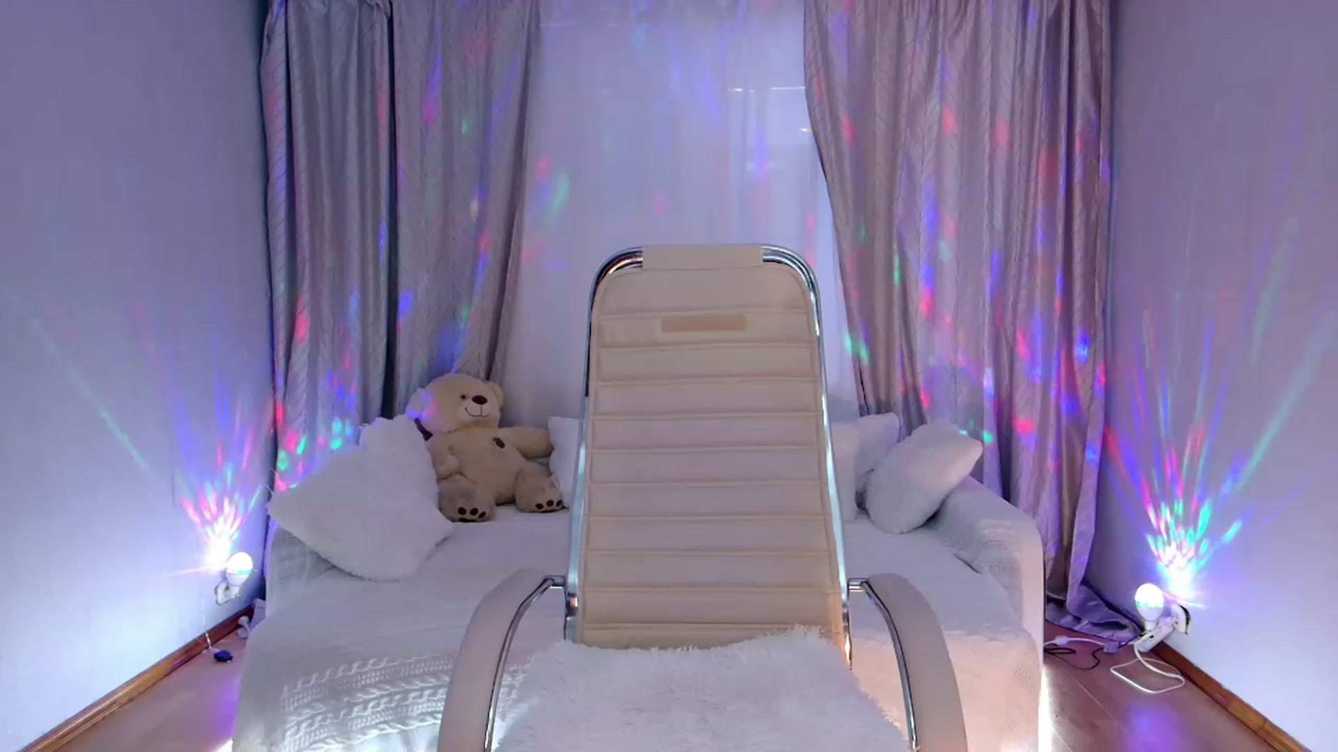 Gallery image thumbnail from Rockn_Grace's myfreecams stream on, 03/23/2023, 10:09 image 4 of 20