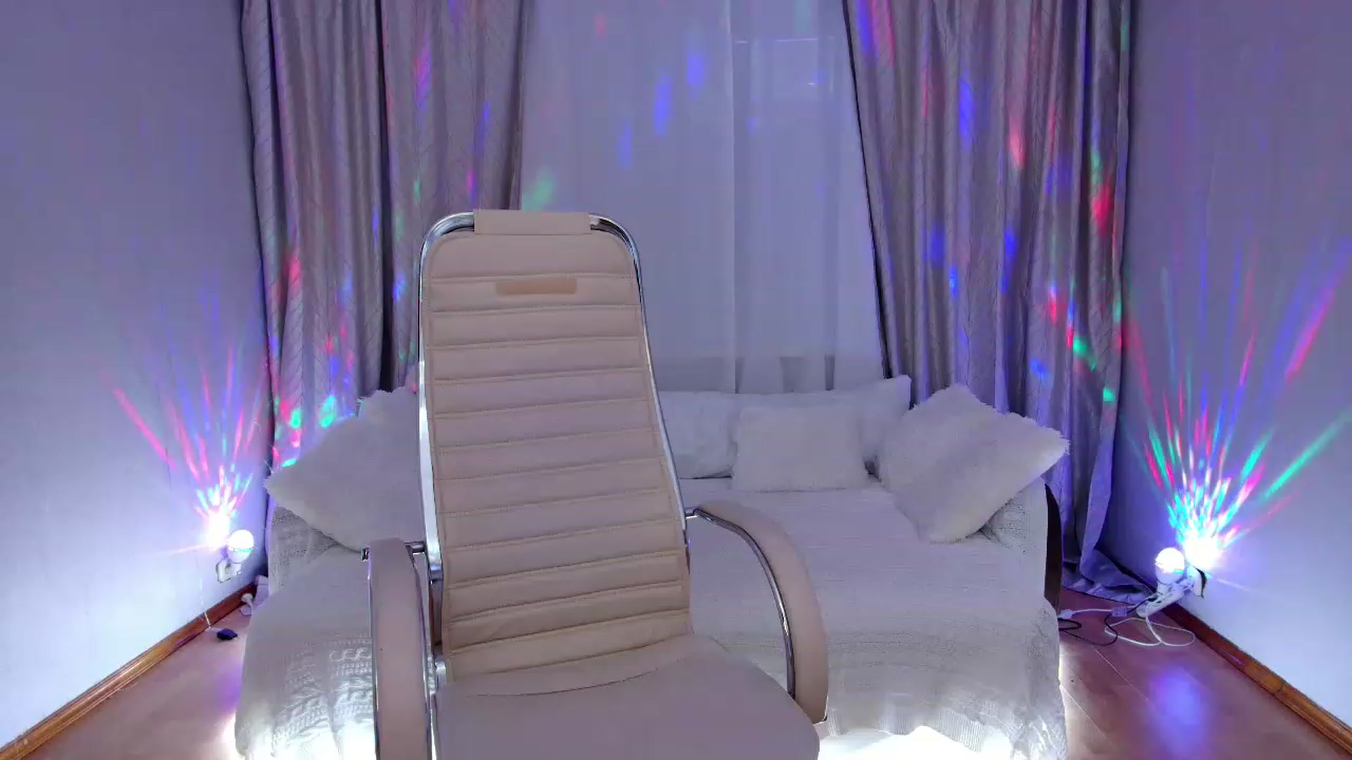 Gallery image thumbnail from Rockn_Grace's myfreecams stream on, 03/30/2023, 09:31 image 3 of 20