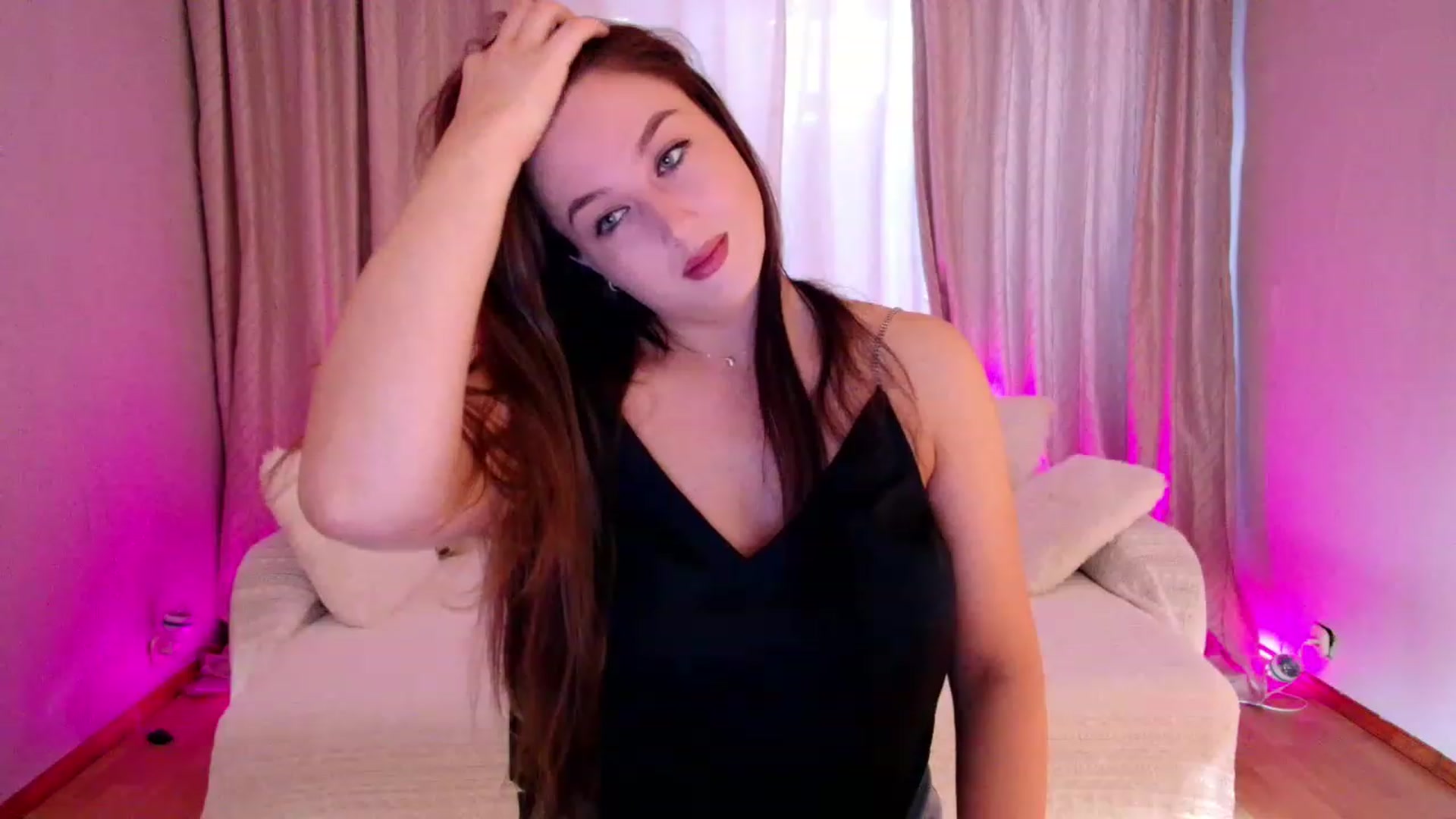 Gallery image thumbnail from Rockn_Grace's myfreecams stream on, 04/18/2023, 04:16 image 6 of 20