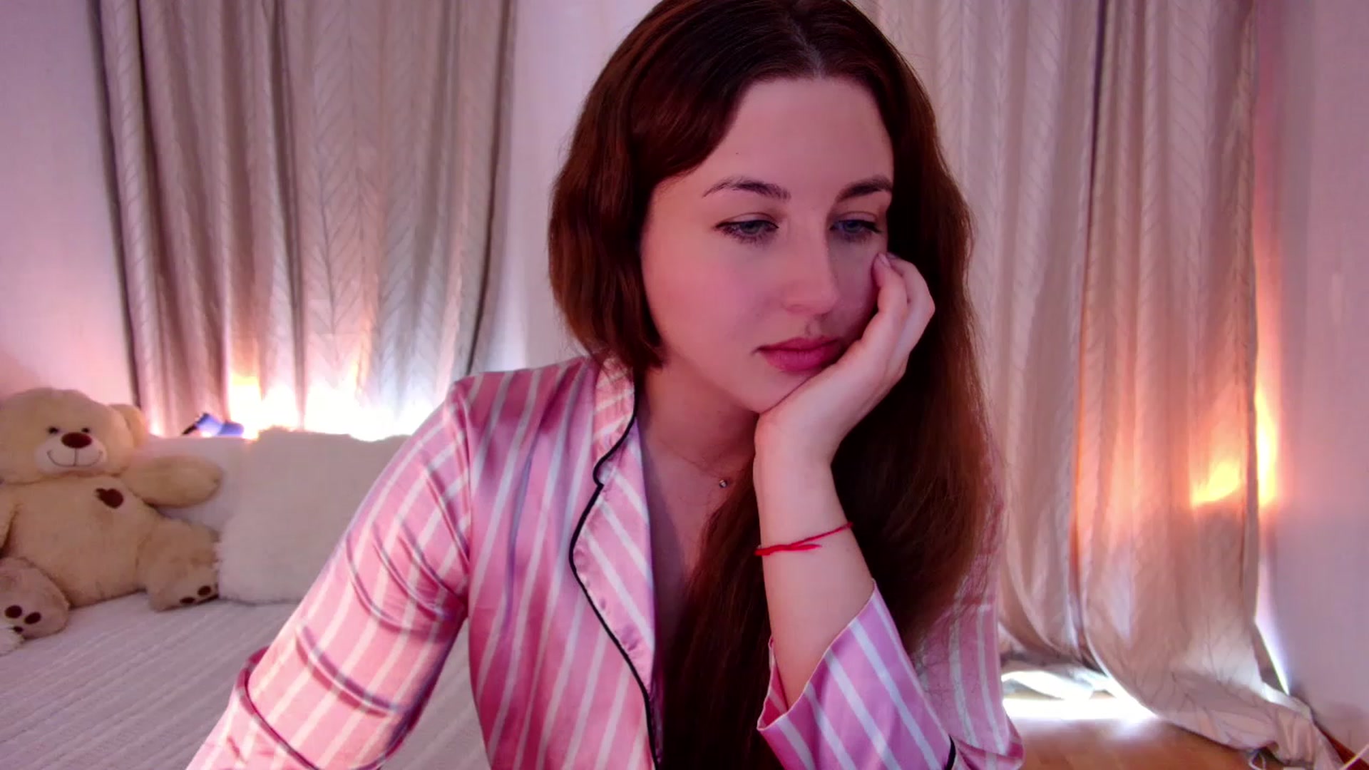 Gallery image thumbnail from Rockn_Grace's myfreecams stream on, 04/29/2023, 07:47 image 11 of 20