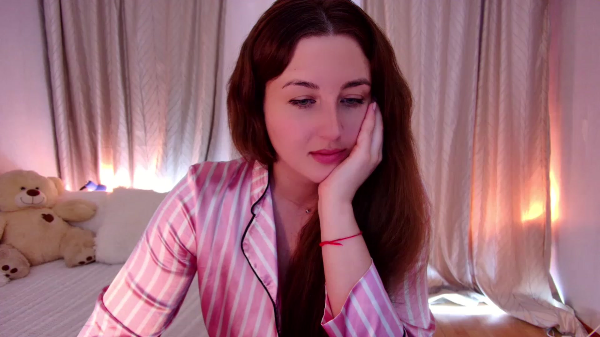 Gallery image thumbnail from Rockn_Grace's myfreecams stream on, 04/29/2023, 07:47 image 13 of 20