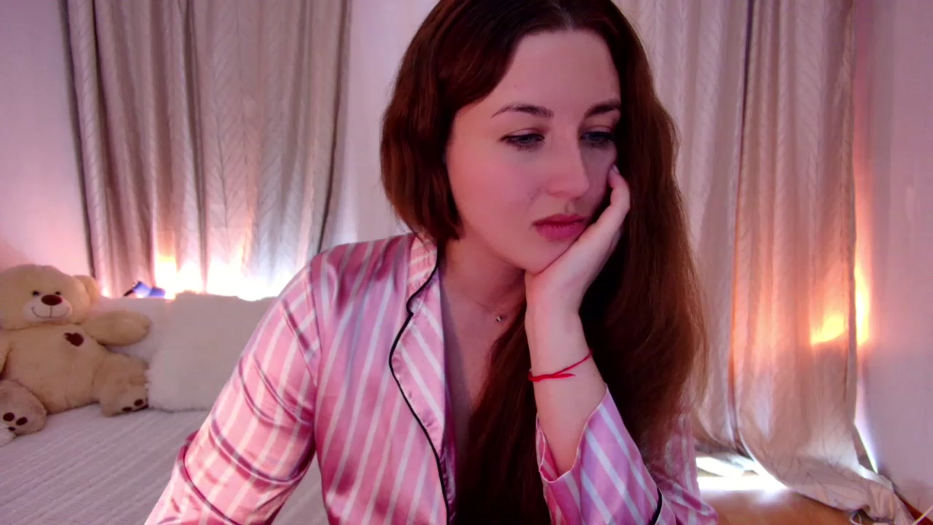 Gallery image thumbnail from Rockn_Grace's myfreecams stream on, 04/29/2023, 07:47 image 8 of 20