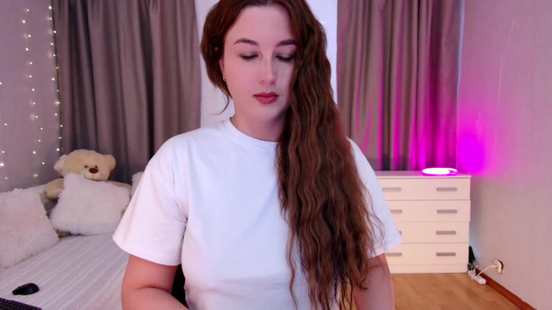 Gallery image thumbnail from Rockn_Grace's myfreecams stream on, 05/05/2023, 11:29 image 7 of 20