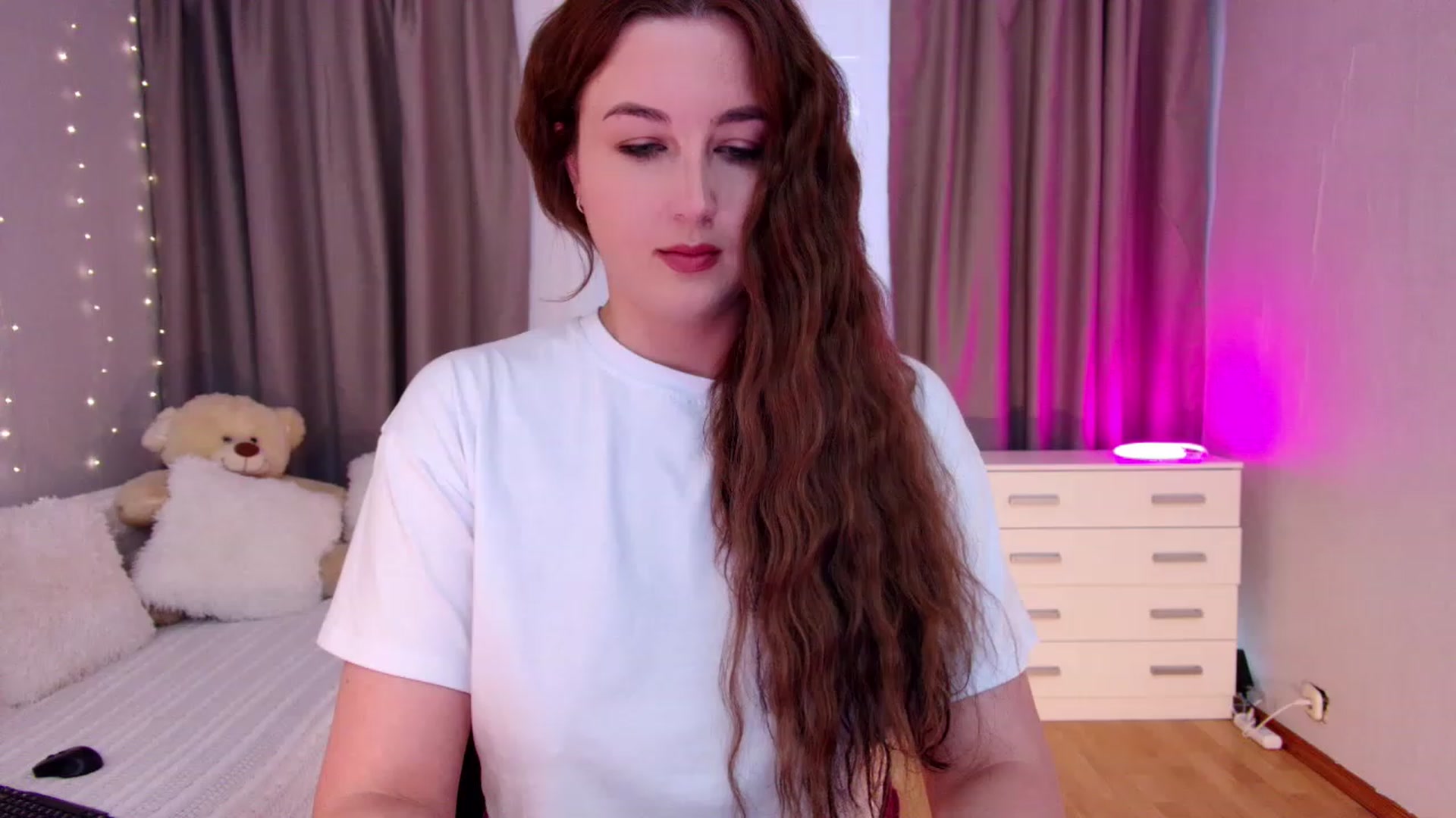 Gallery image thumbnail from Rockn_Grace's myfreecams stream on, 05/05/2023, 11:29 image 8 of 20