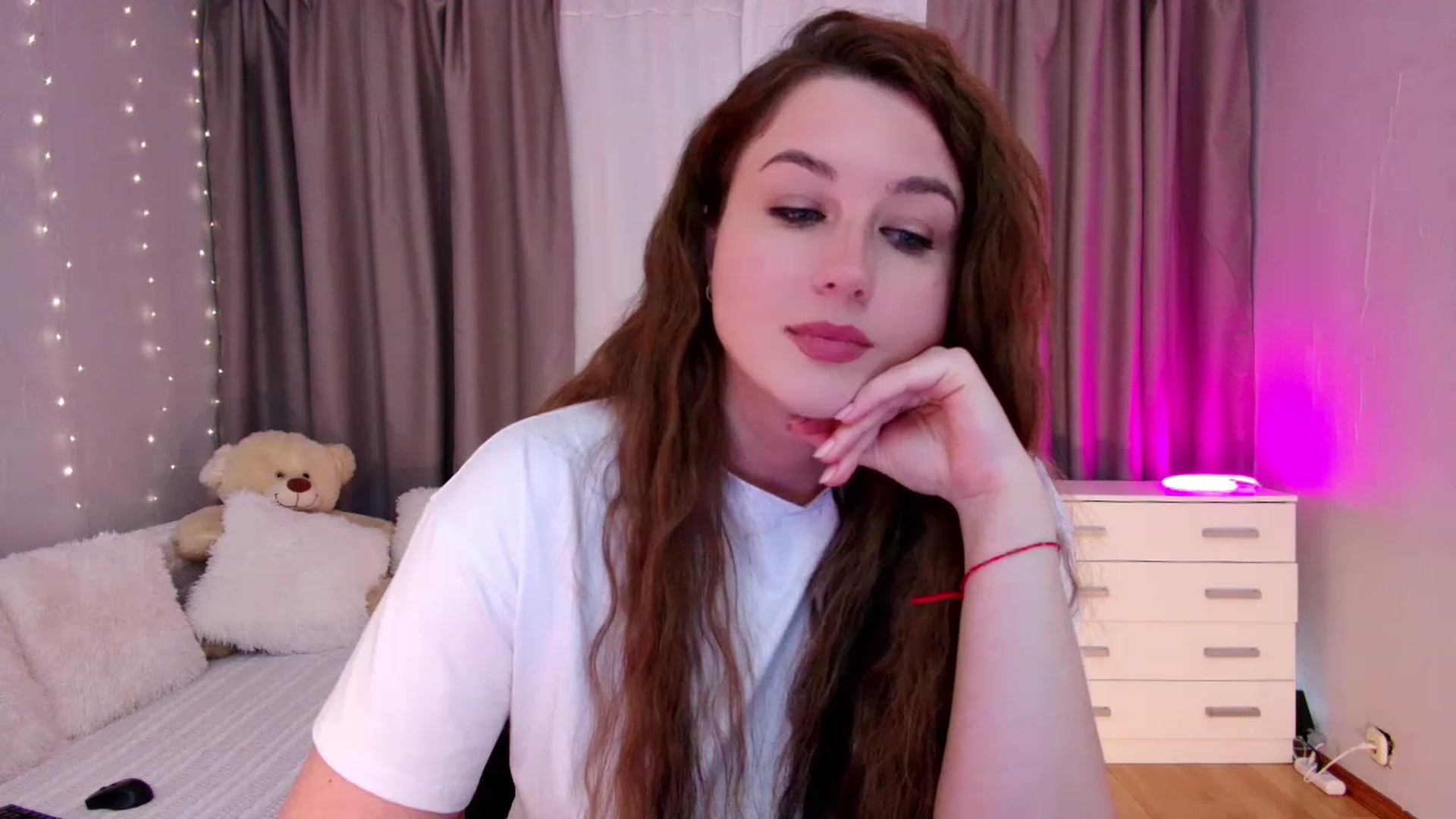 Gallery image thumbnail from Rockn_Grace's myfreecams stream on, 05/05/2023, 13:13 image 20 of 20