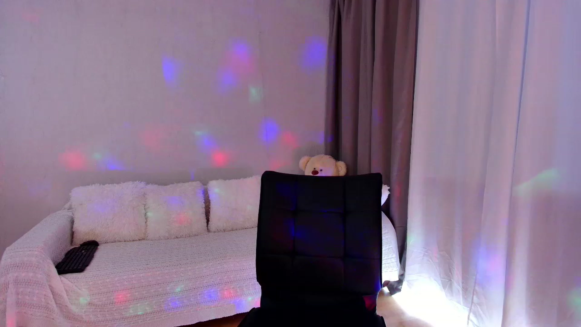 Gallery image thumbnail from Rockn_Grace's myfreecams stream on, 05/18/2023, 05:12 image 11 of 20