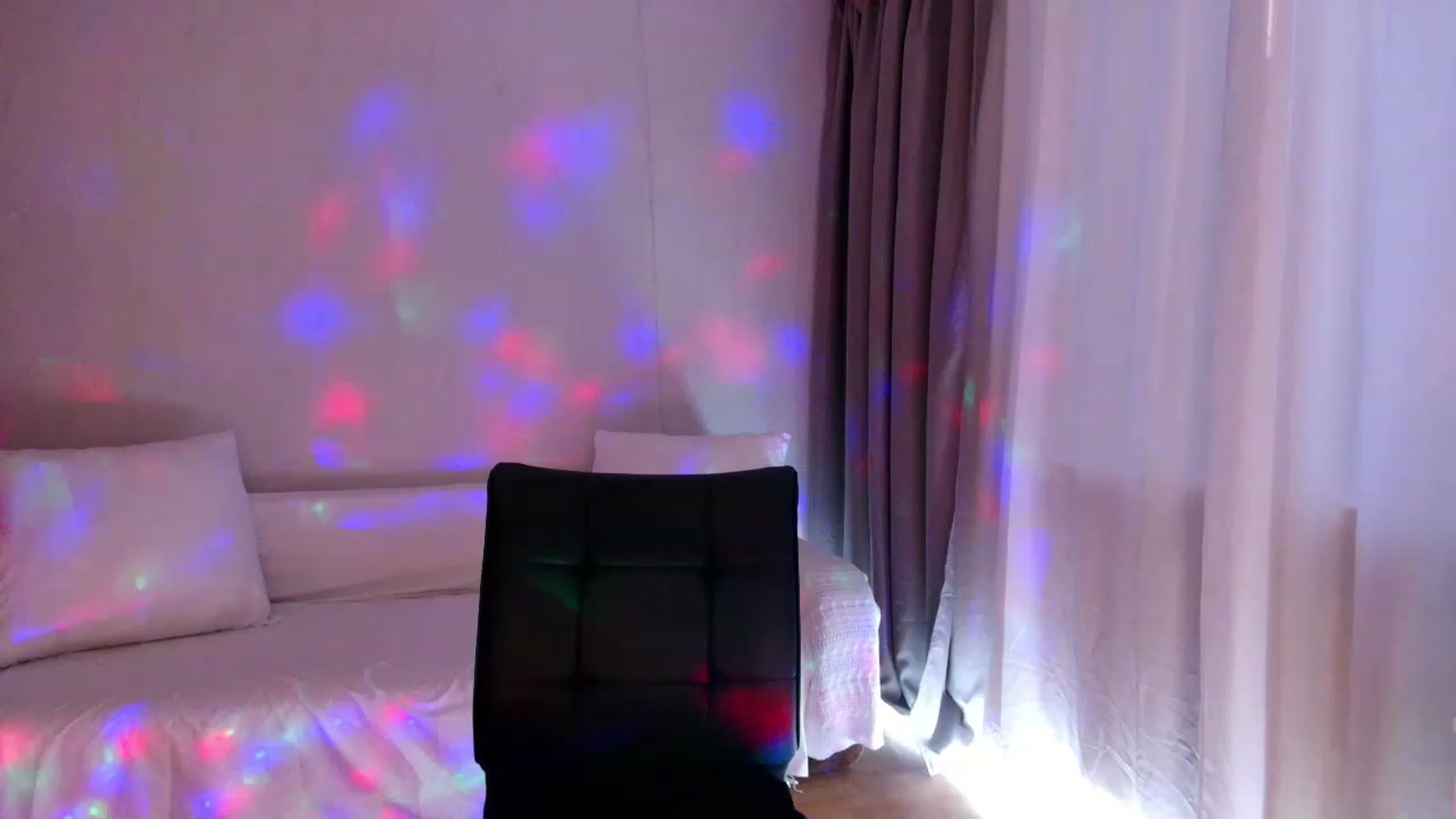 Gallery image thumbnail from Rockn_Grace's myfreecams stream on, 05/31/2023, 09:16 image 3 of 20