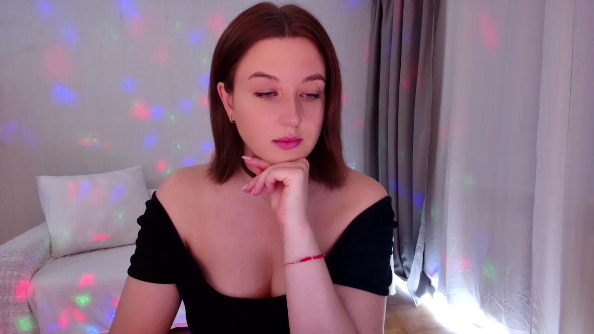 Gallery image thumbnail from Rockn_Grace's myfreecams stream on, 06/02/2023, 06:29 image 2 of 20