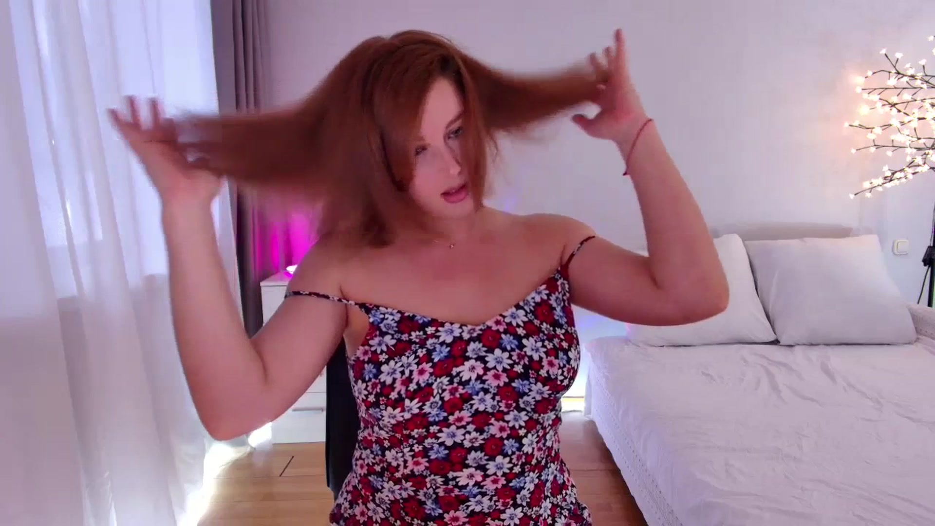 Gallery image thumbnail from Rockn_Grace's myfreecams stream on, 07/06/2023, 14:10 image 2 of 20