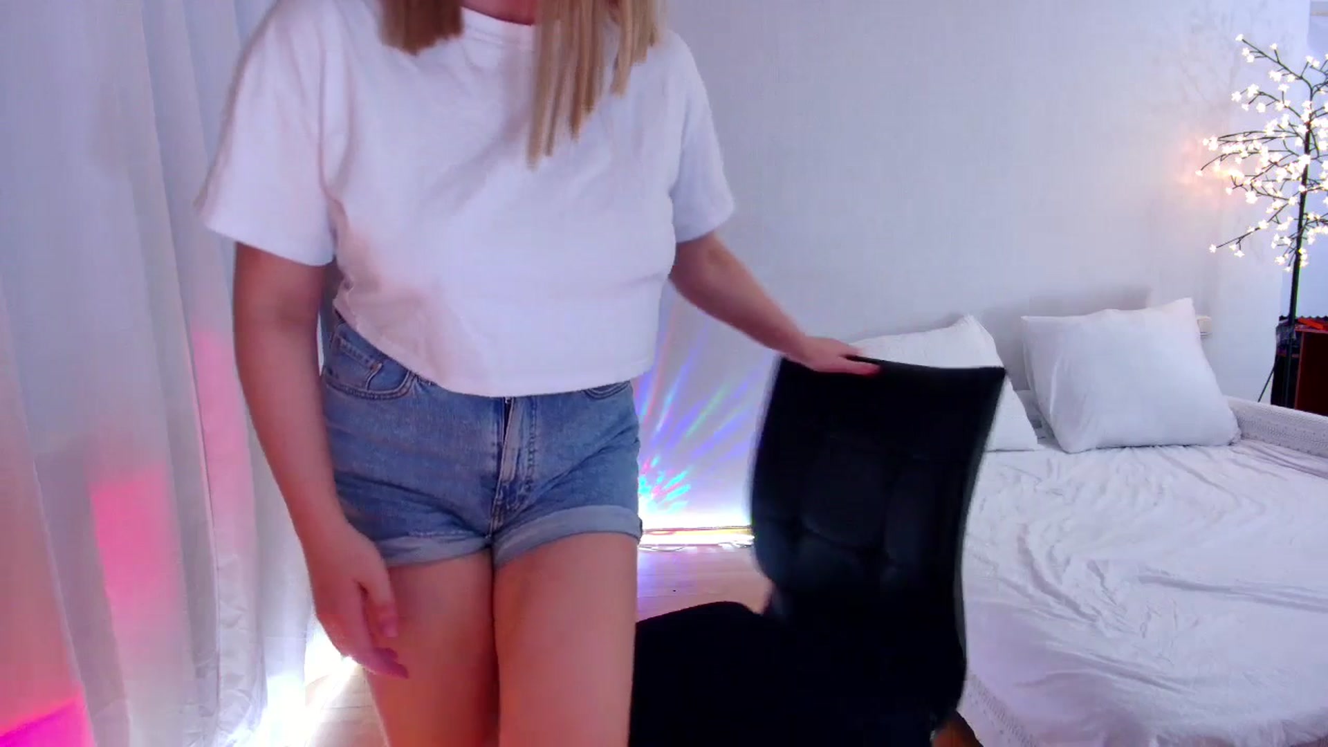 Gallery image thumbnail from Rockn_Grace's myfreecams stream on, 07/20/2023, 15:42 image 13 of 20
