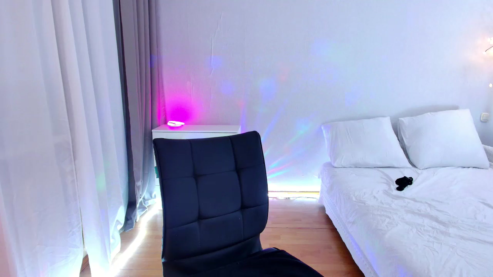 Gallery image thumbnail from Rockn_Grace's myfreecams stream on, 07/28/2023, 17:38 image 12 of 20