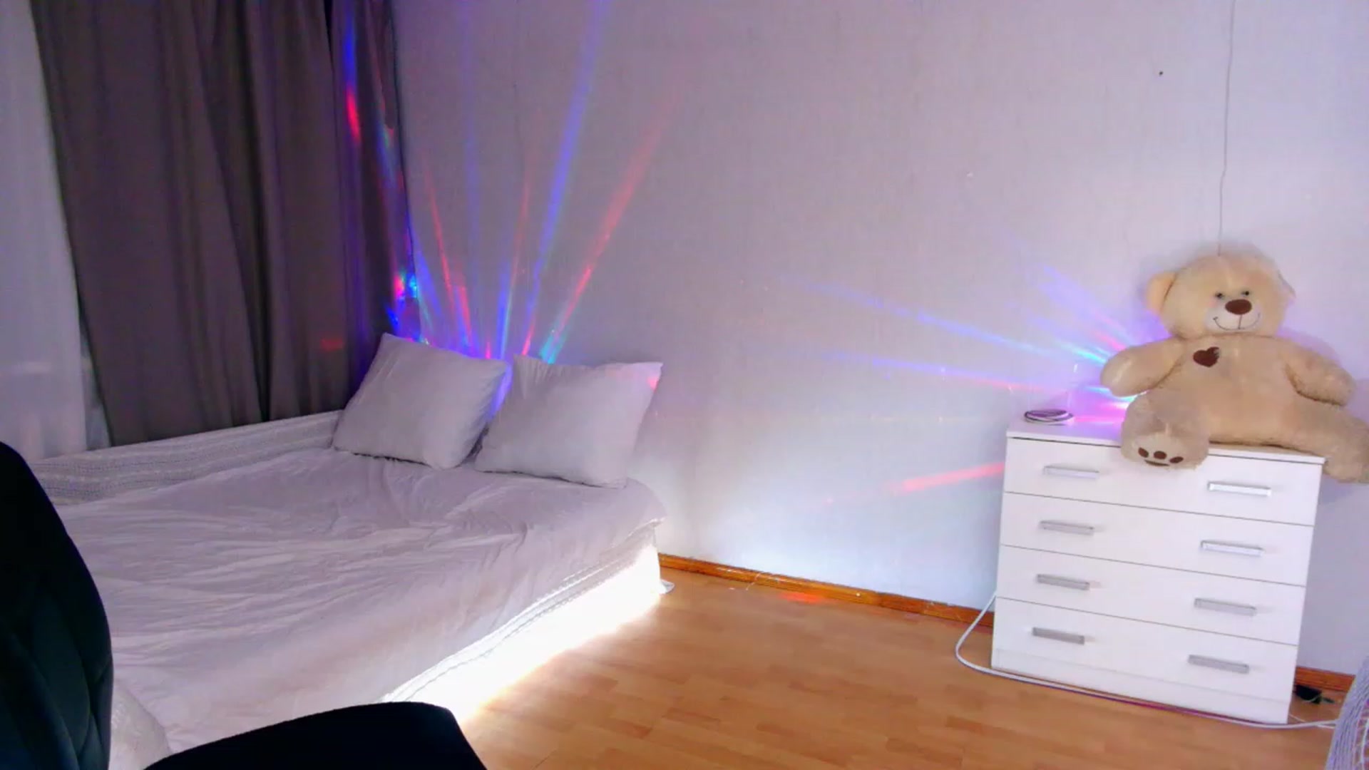 Gallery image thumbnail from Rockn_Grace's myfreecams stream on, 08/05/2023, 17:31 image 18 of 20