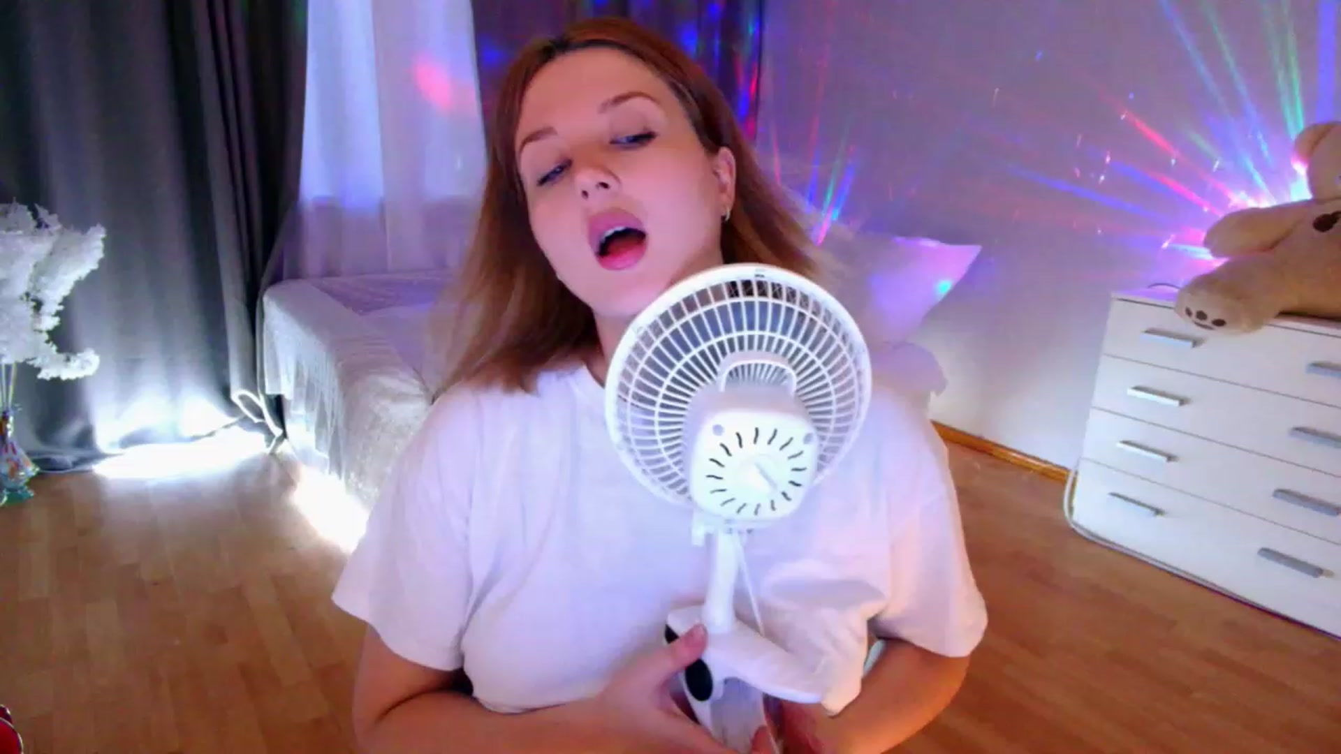 Gallery image thumbnail from Rockn_Grace's myfreecams stream on, 08/09/2023, 06:38 image 5 of 20