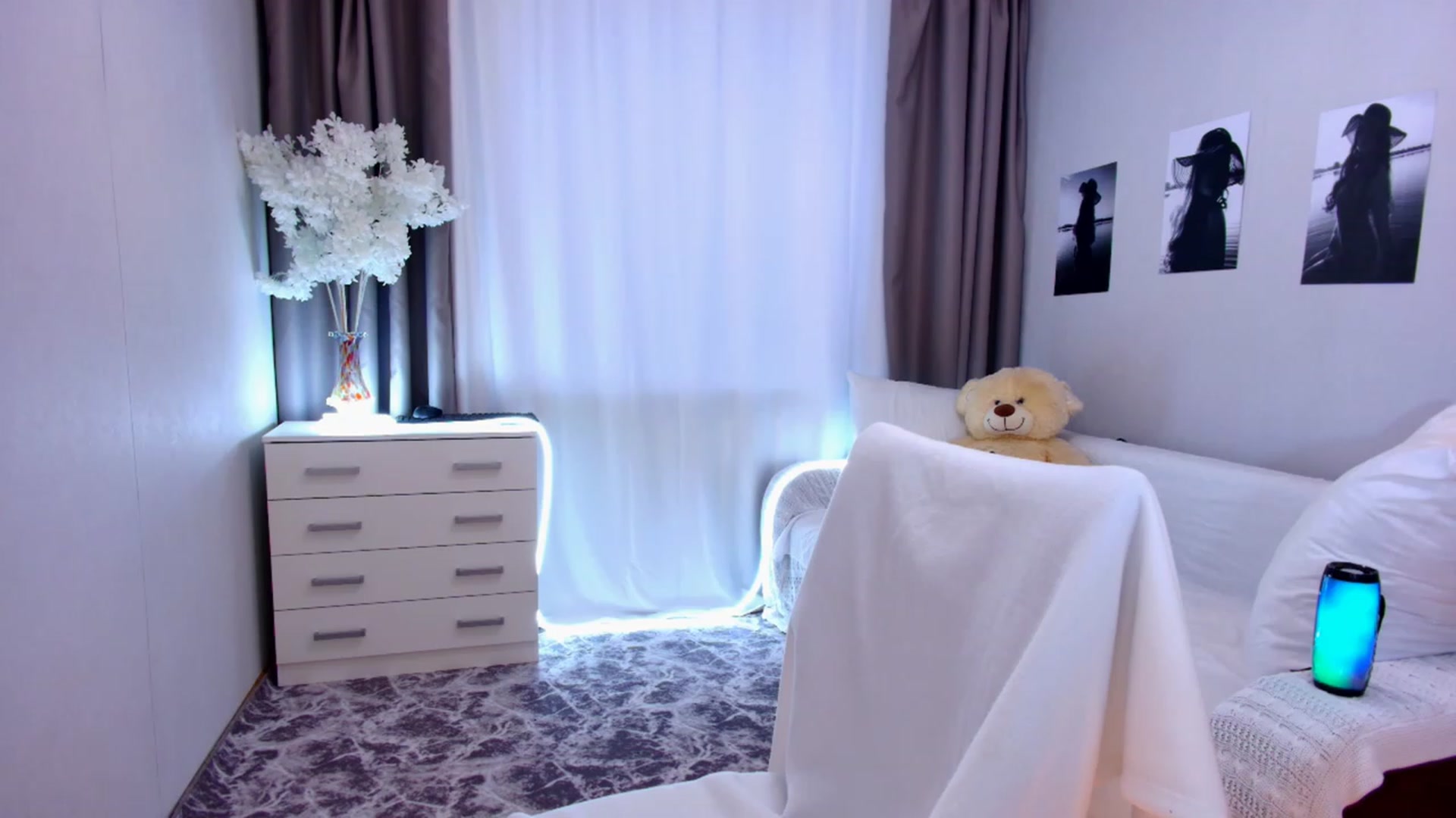 Gallery image thumbnail from Rockn_Grace's myfreecams stream on, 09/05/2023, 08:25 image 11 of 20
