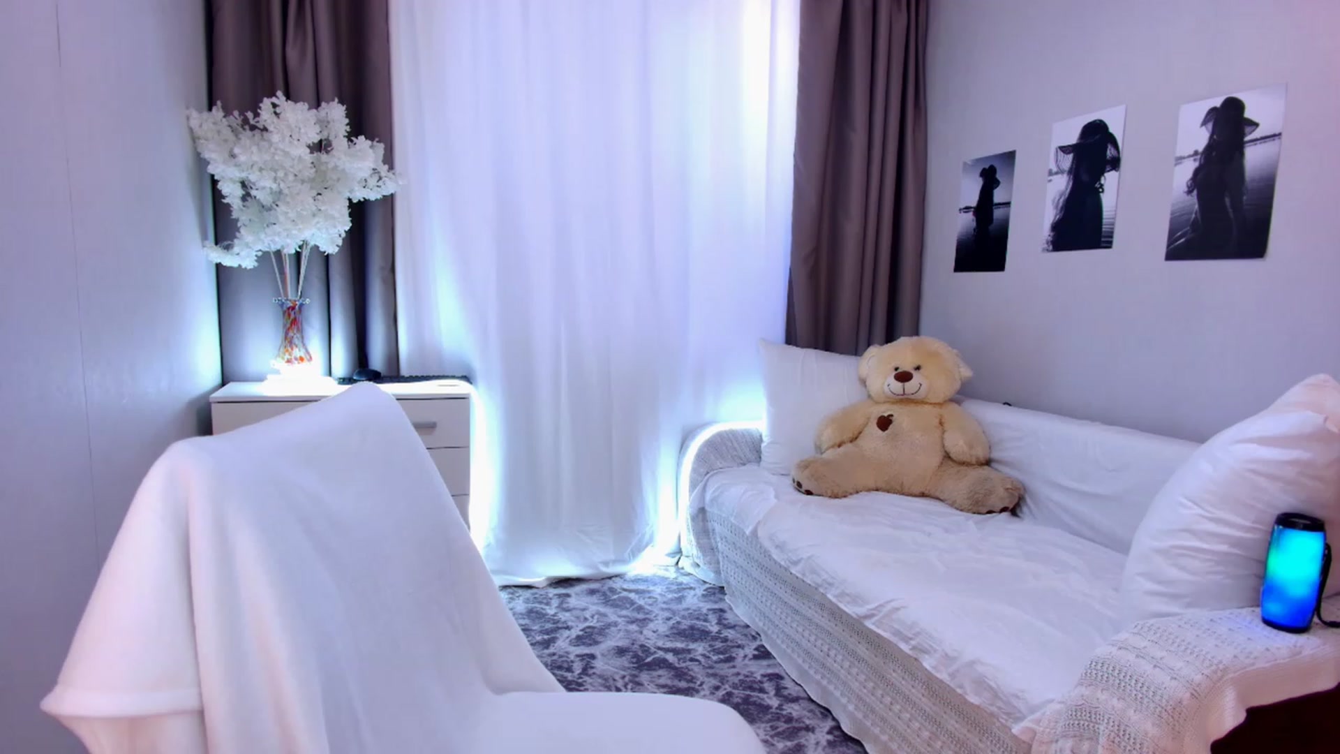 Gallery image thumbnail from Rockn_Grace's myfreecams stream on, 09/07/2023, 07:24 image 11 of 20