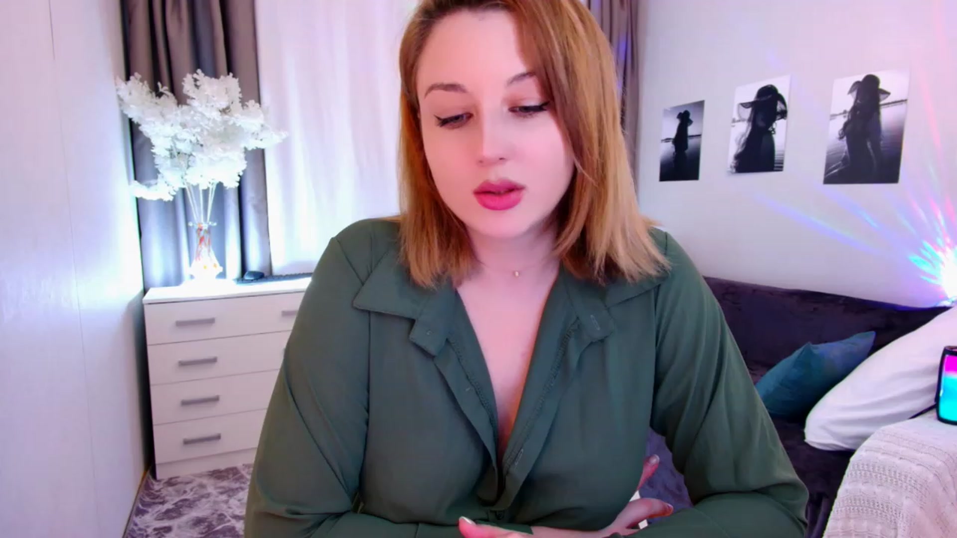 Gallery image thumbnail from Rockn_Grace's myfreecams stream on, 09/18/2023, 08:54 image 1 of 20