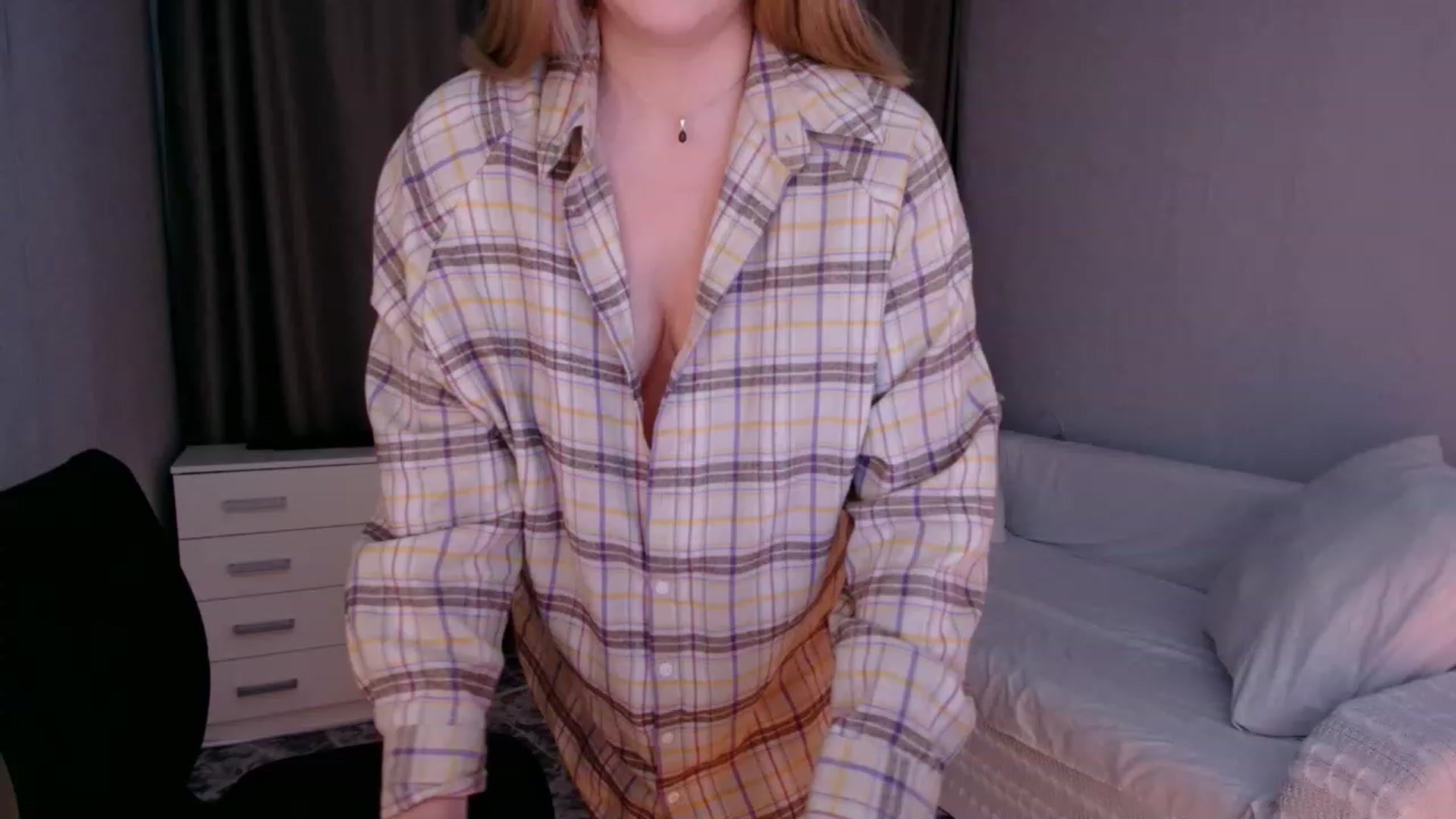 Gallery image thumbnail from Rockn_Grace's myfreecams stream on, 10/09/2023, 05:42 image 16 of 20