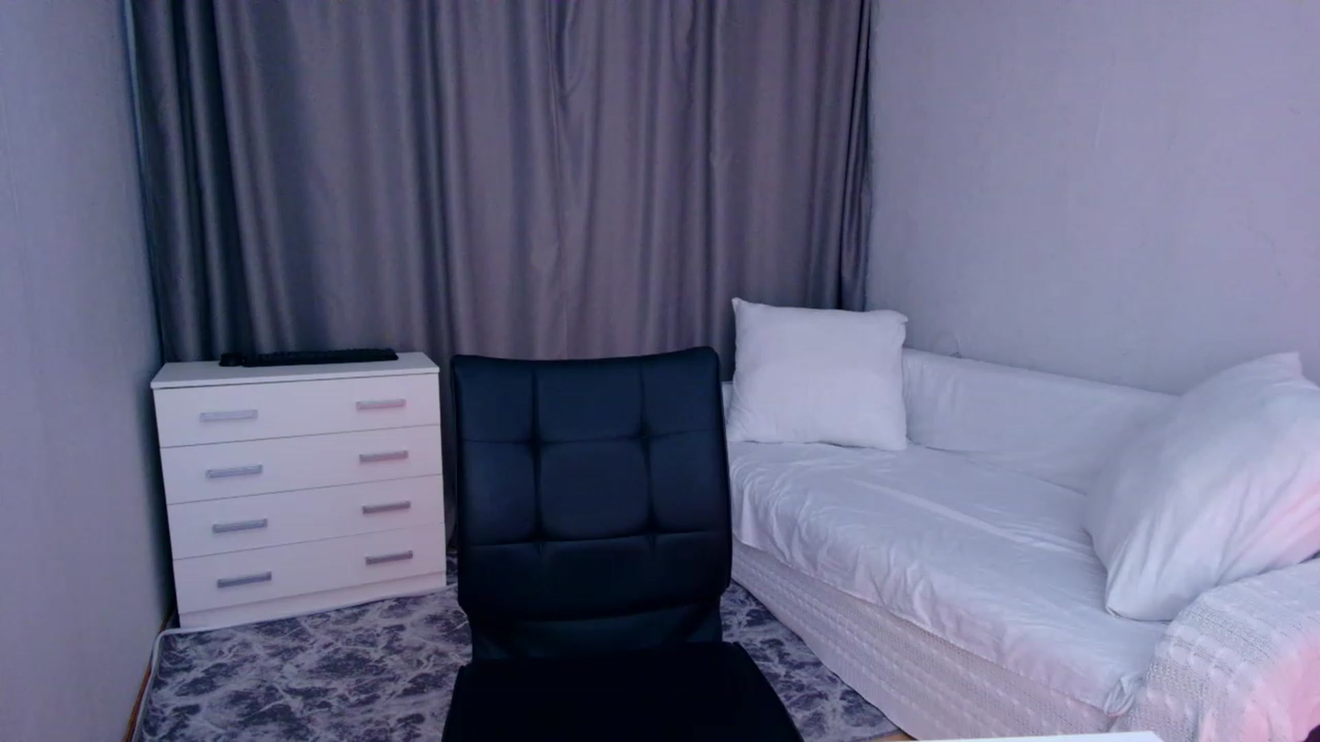Gallery image thumbnail from Rockn_Grace's myfreecams stream on, 10/09/2023, 07:34 image 5 of 20