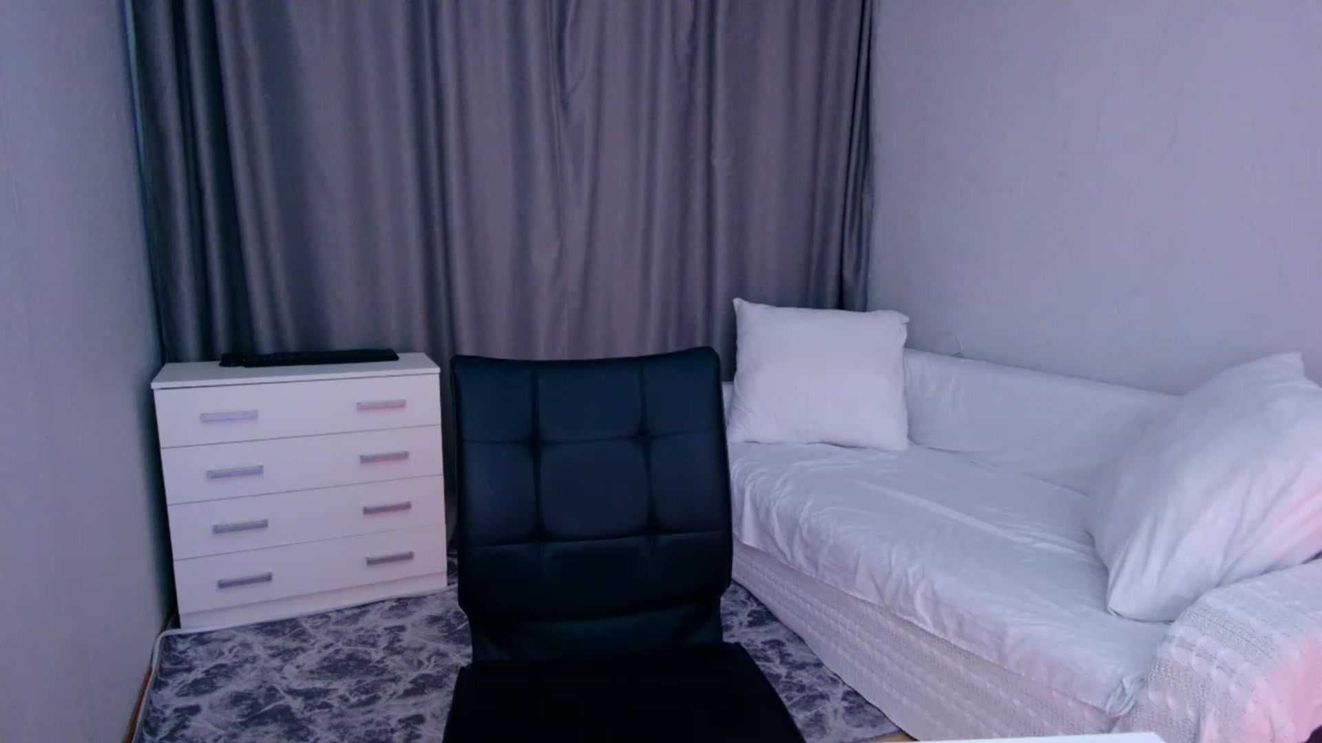 Gallery image thumbnail from Rockn_Grace's myfreecams stream on, 10/09/2023, 07:34 image 6 of 20