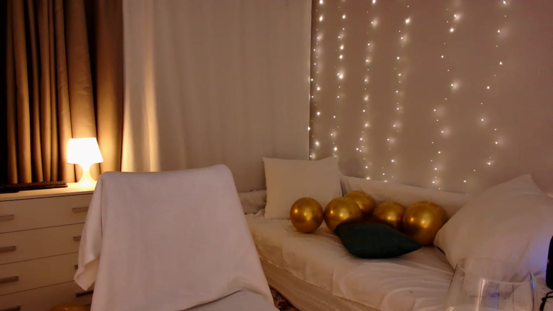 Gallery image thumbnail from Rockn_Grace's myfreecams stream on, 10/18/2023, 21:56 image 17 of 20