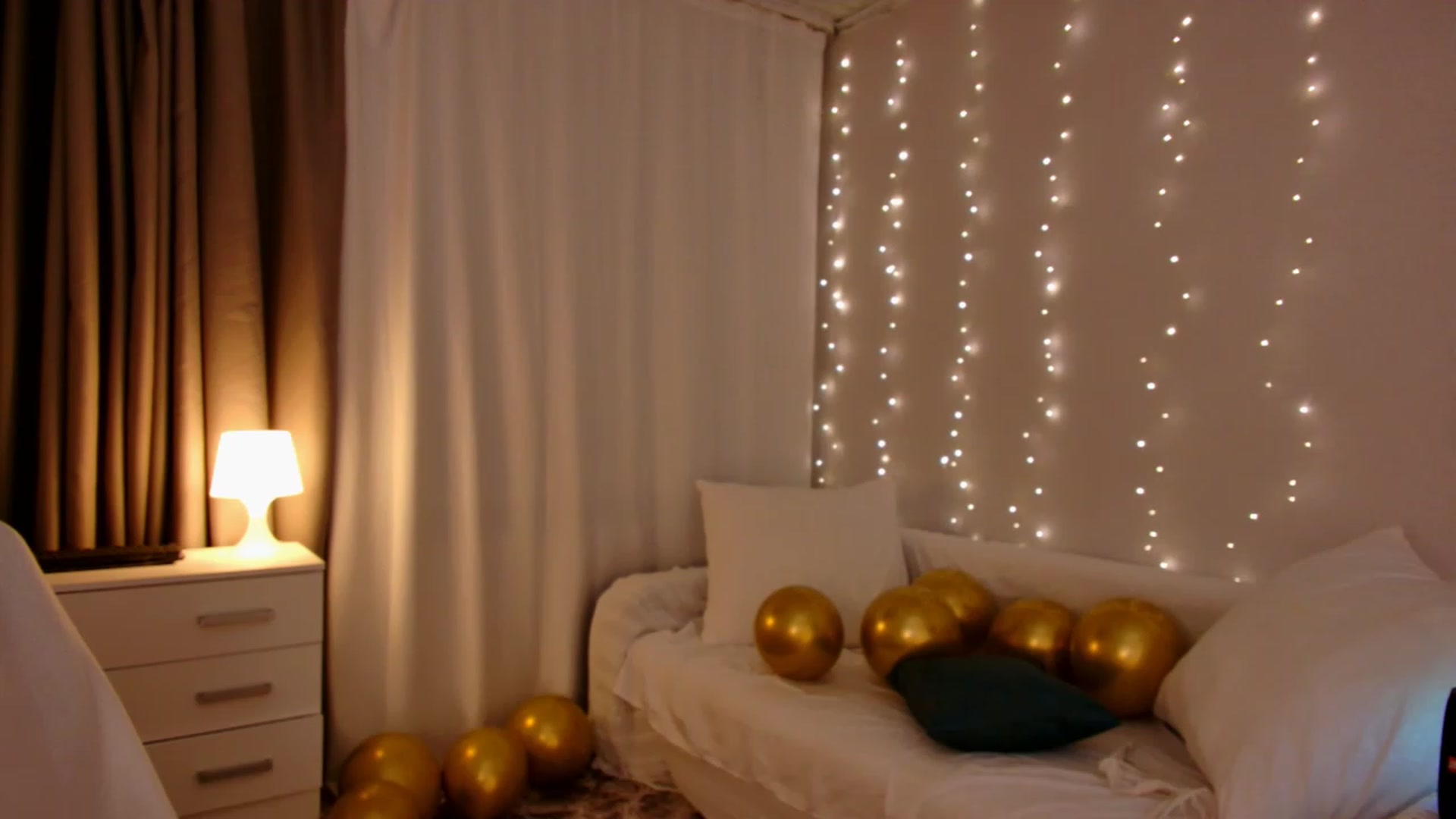 Gallery image thumbnail from Rockn_Grace's myfreecams stream on, 10/20/2023, 14:31 image 14 of 20