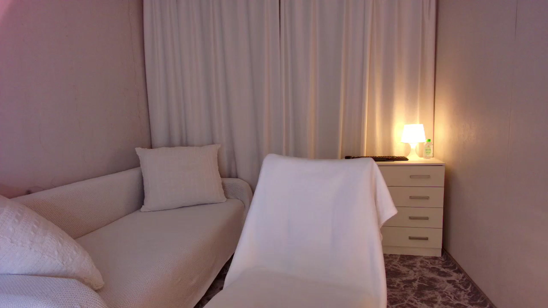 Gallery image thumbnail from Rockn_Grace's myfreecams stream on, 11/23/2023, 15:00 image 13 of 20