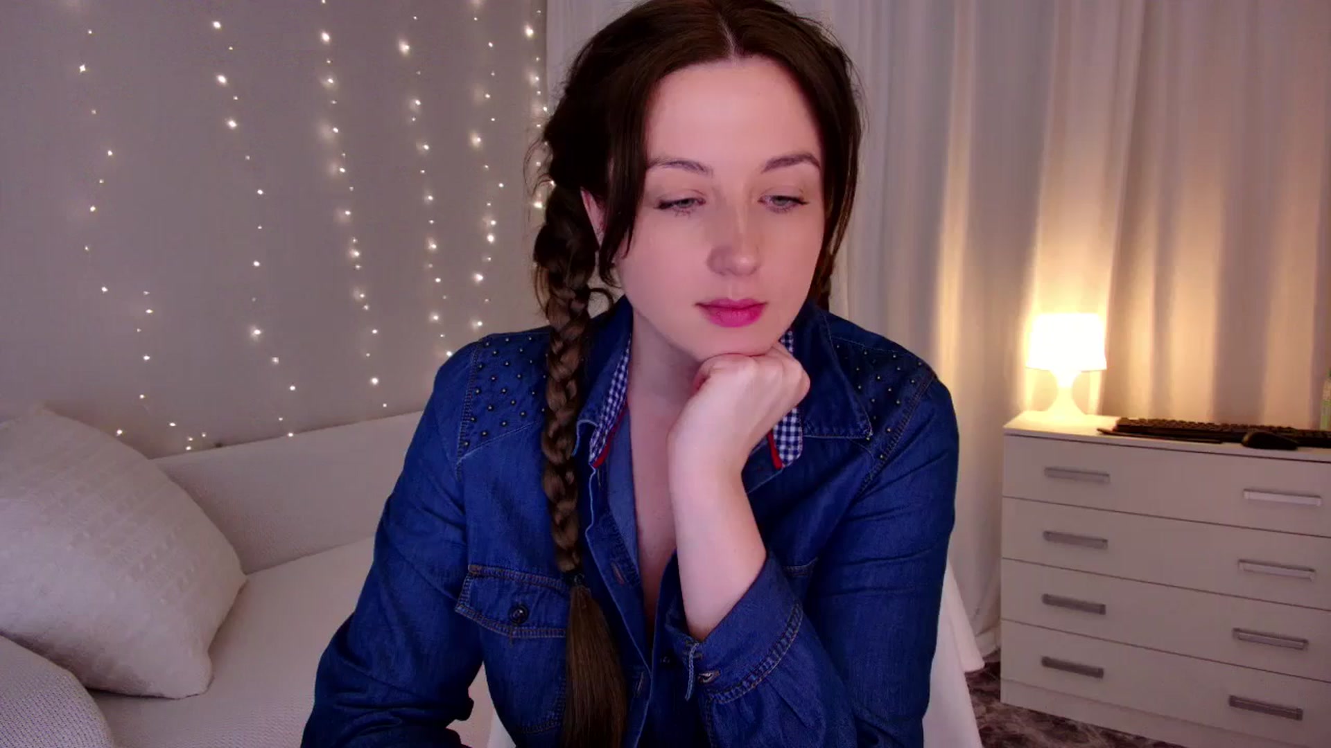 Gallery image thumbnail from Rockn_Grace's myfreecams stream on, 12/12/2023, 07:41 image 15 of 20