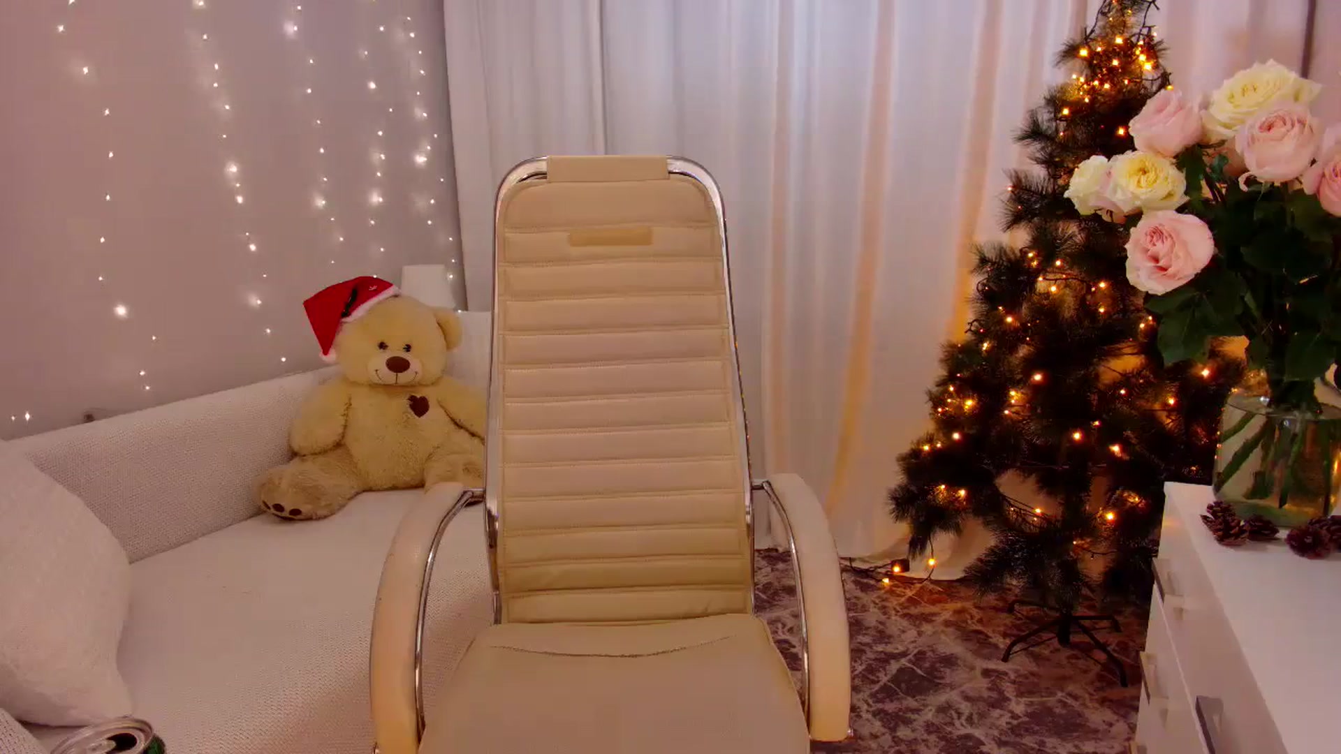 Gallery image thumbnail from Rockn_Grace's myfreecams stream on, 12/27/2023, 12:21 image 15 of 20