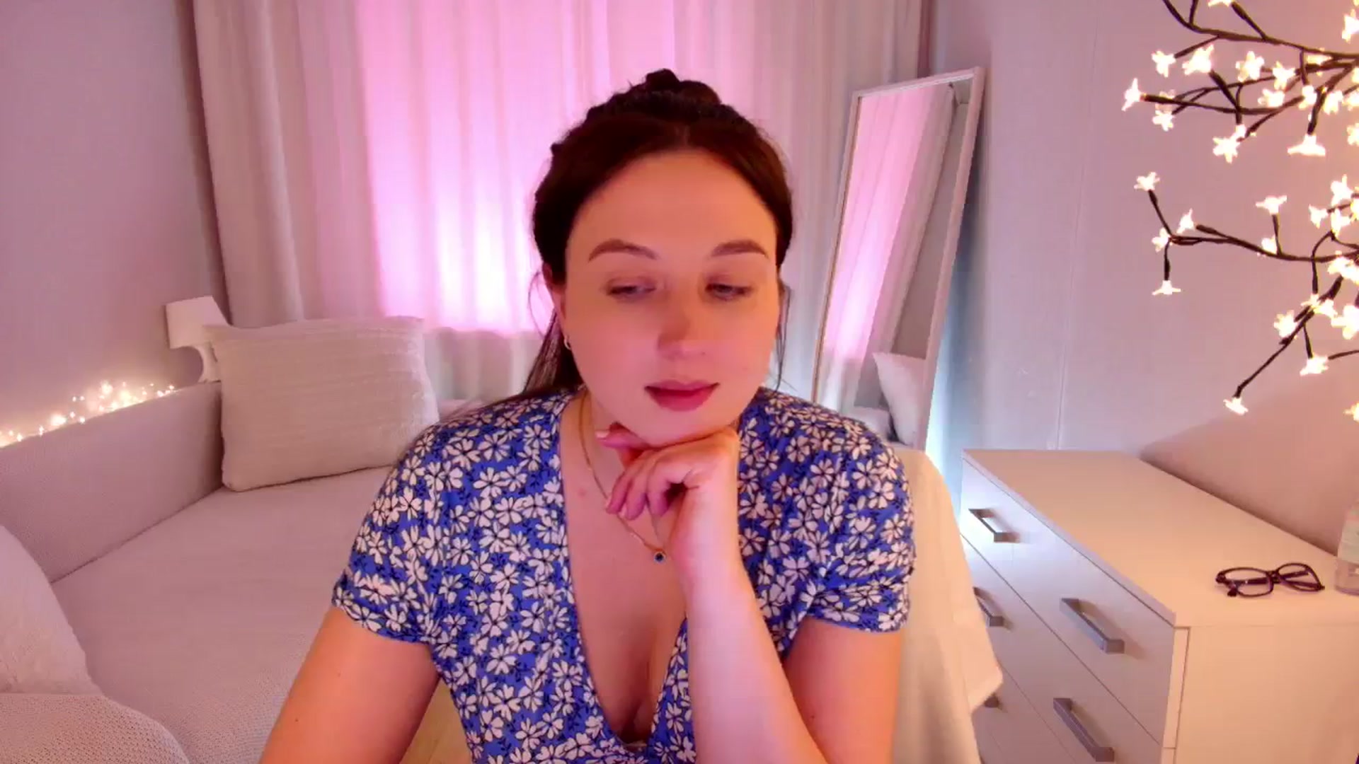 Gallery image thumbnail from Rockn_Grace's myfreecams stream on, 01/31/2024, 09:08 image 19 of 20