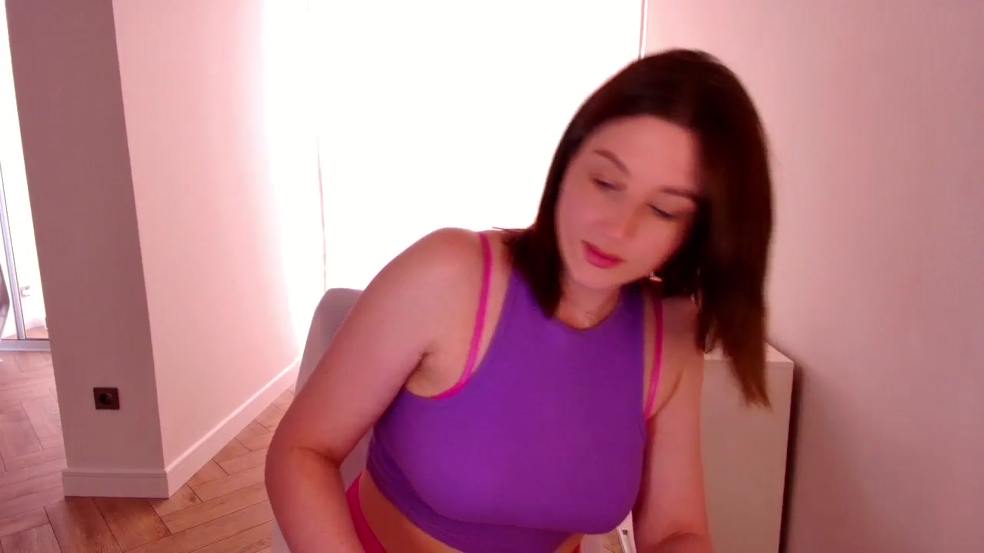 Gallery image thumbnail from Rockn_Grace's myfreecams stream on, 04/23/2024, 07:09 image 14 of 20