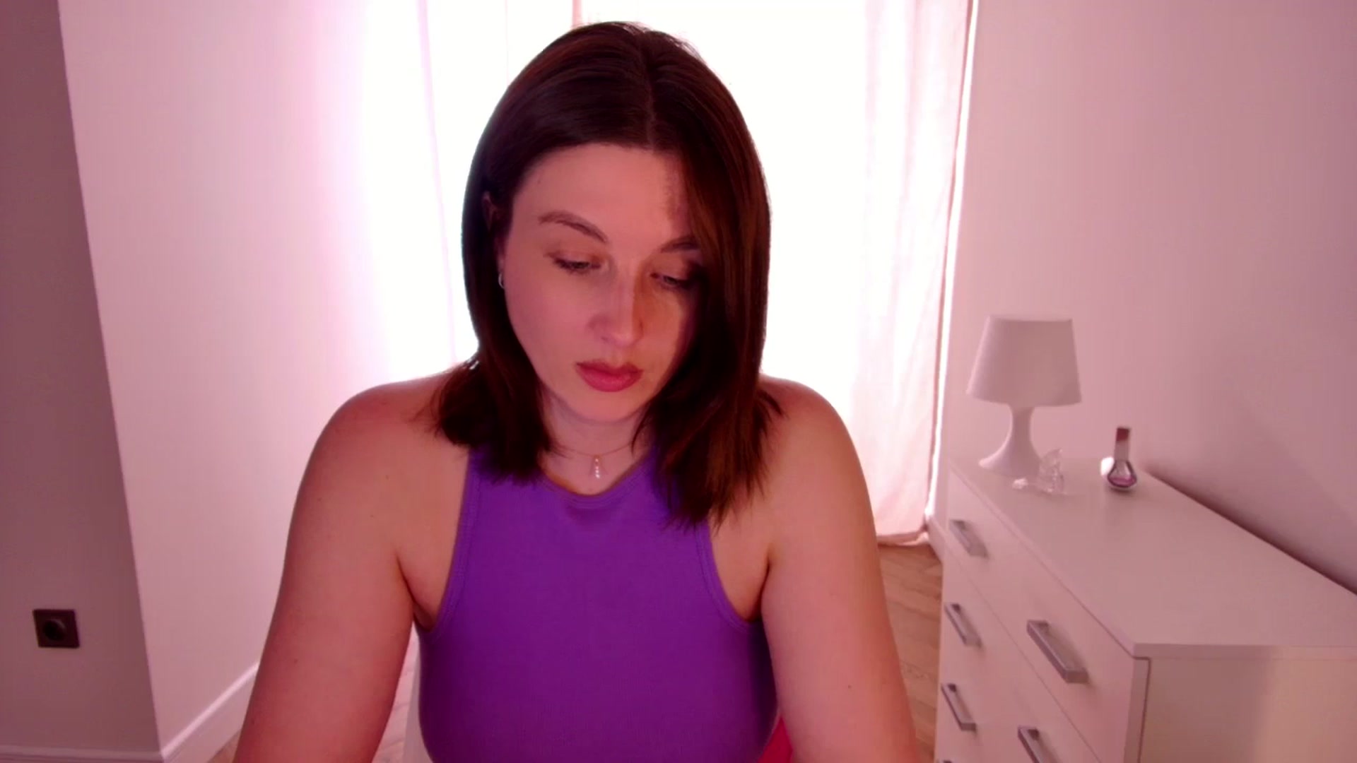 Gallery image thumbnail from Rockn_Grace's myfreecams stream on, 04/23/2024, 09:10 image 14 of 20