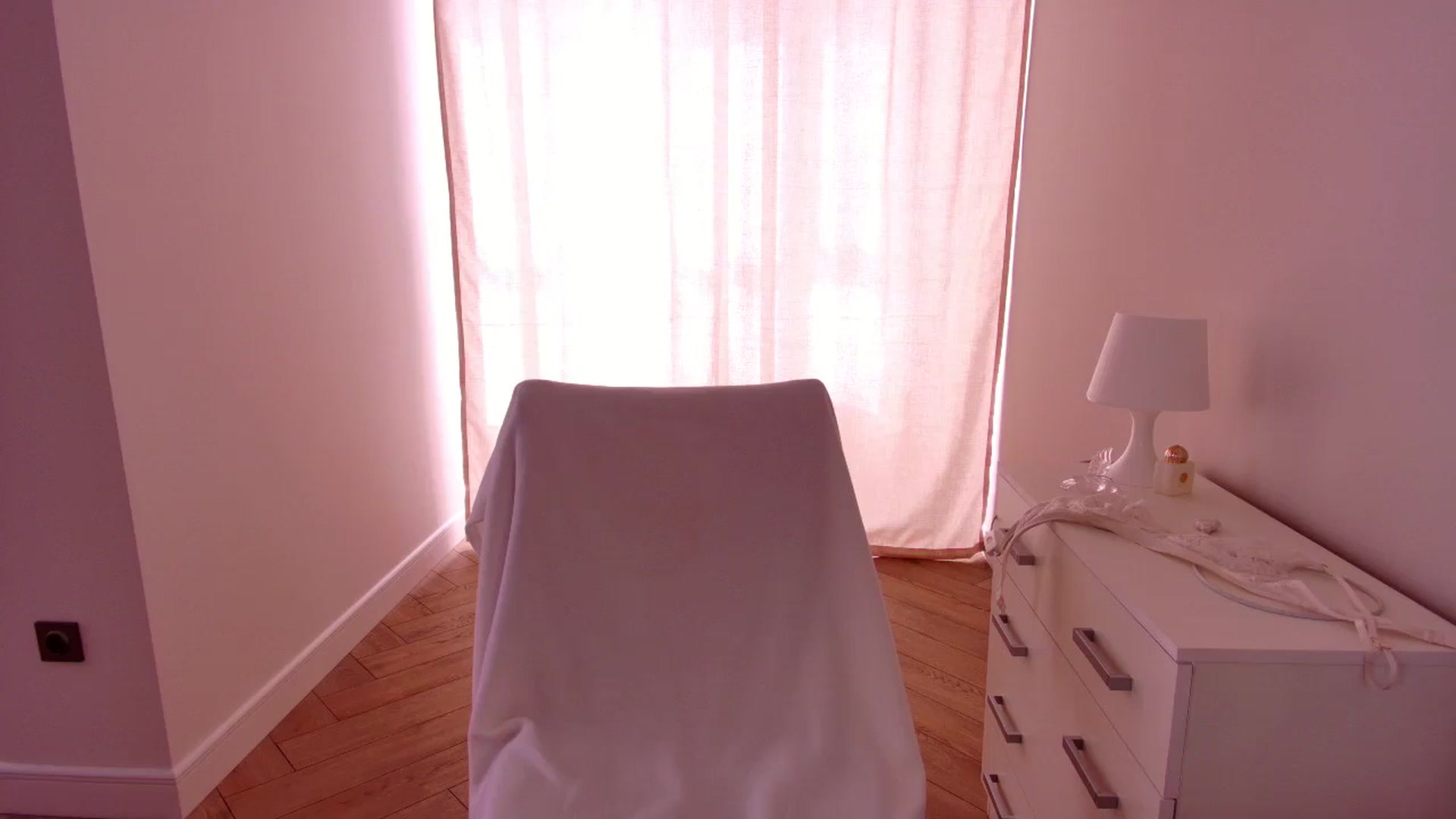 Gallery image thumbnail from Rockn_Grace's myfreecams stream on, 04/25/2024, 08:01 image 15 of 20