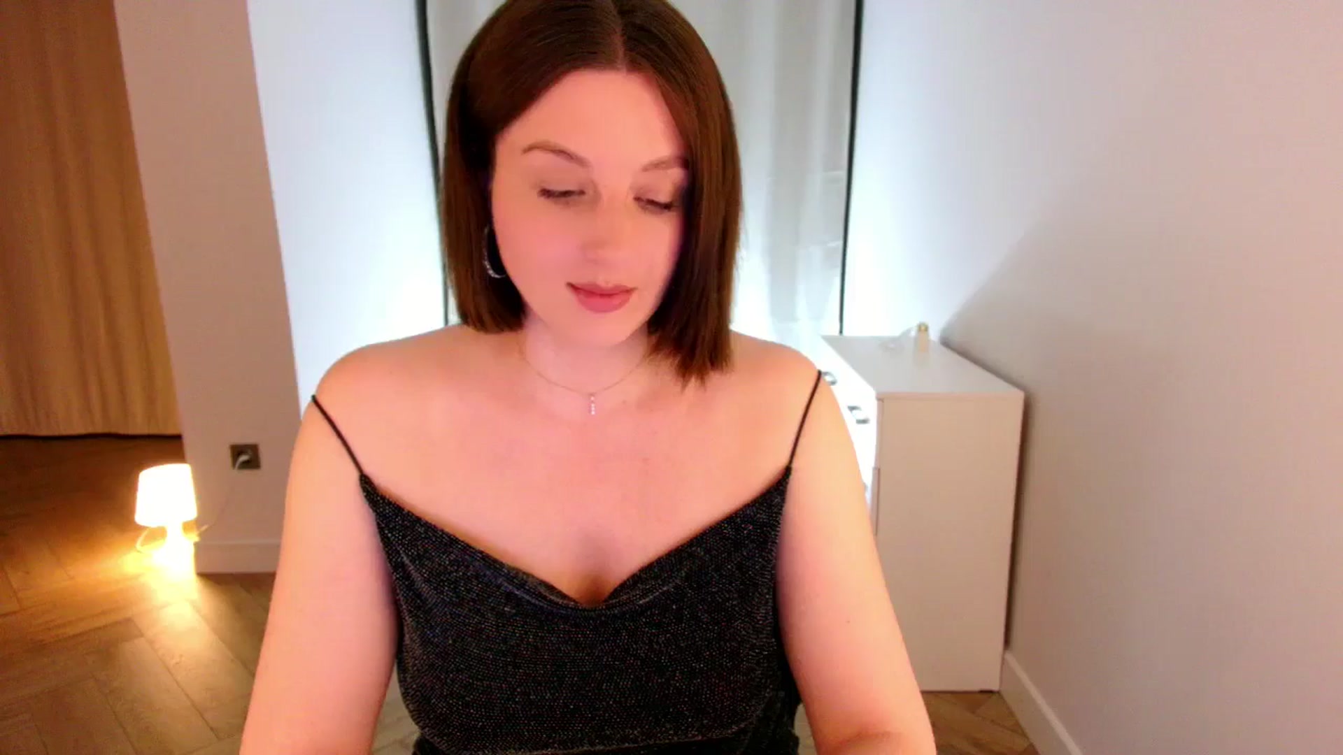 Gallery image thumbnail from Rockn_Grace's myfreecams stream on, 04/29/2024, 20:53 image 15 of 20