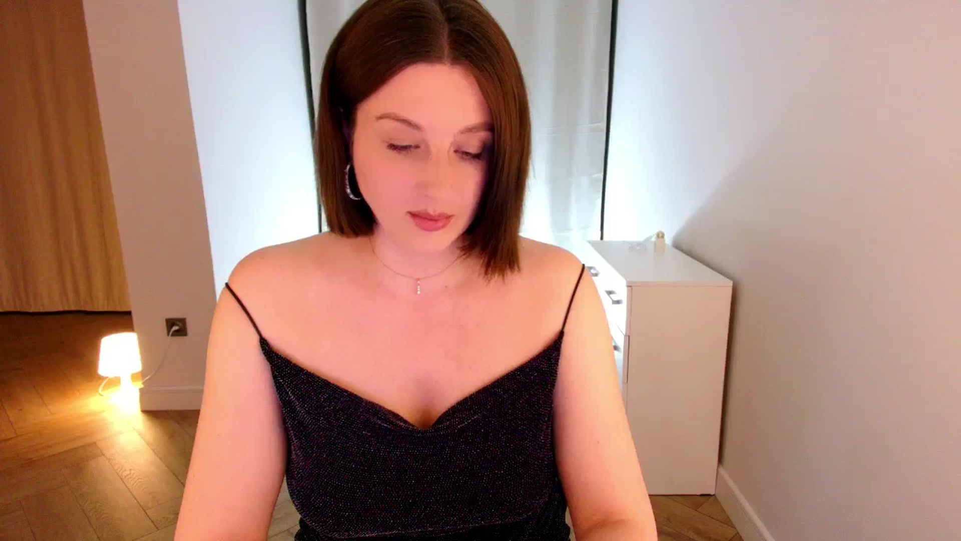 Gallery image thumbnail from Rockn_Grace's myfreecams stream on, 04/29/2024, 20:53 image 13 of 20