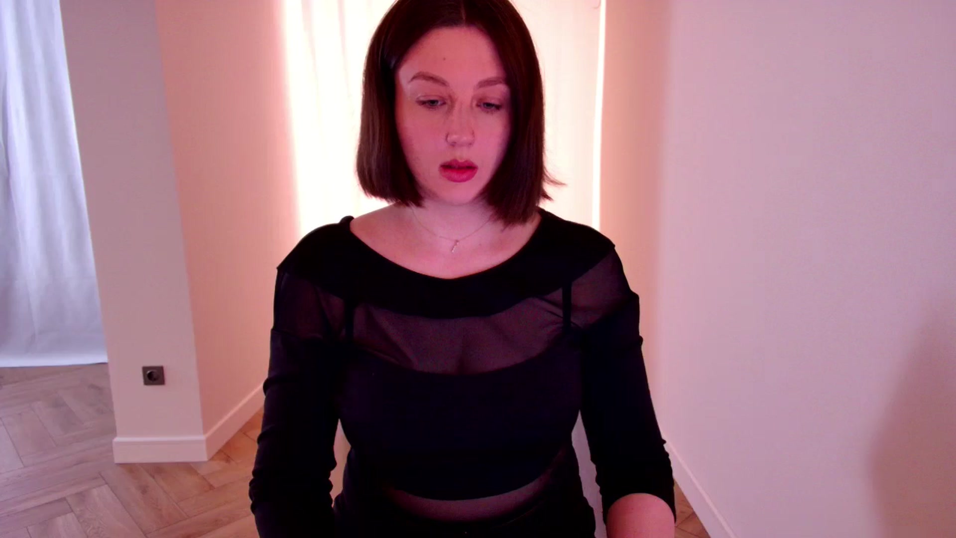 Gallery image thumbnail from Rockn_Grace's myfreecams stream on, 05/07/2024, 07:05 image 1 of 20