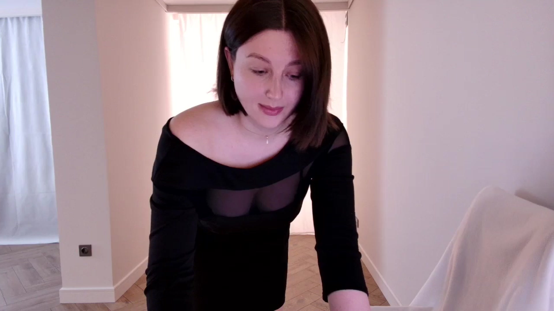 Gallery image thumbnail from Rockn_Grace's myfreecams stream on, 05/07/2024, 07:05 image 13 of 20